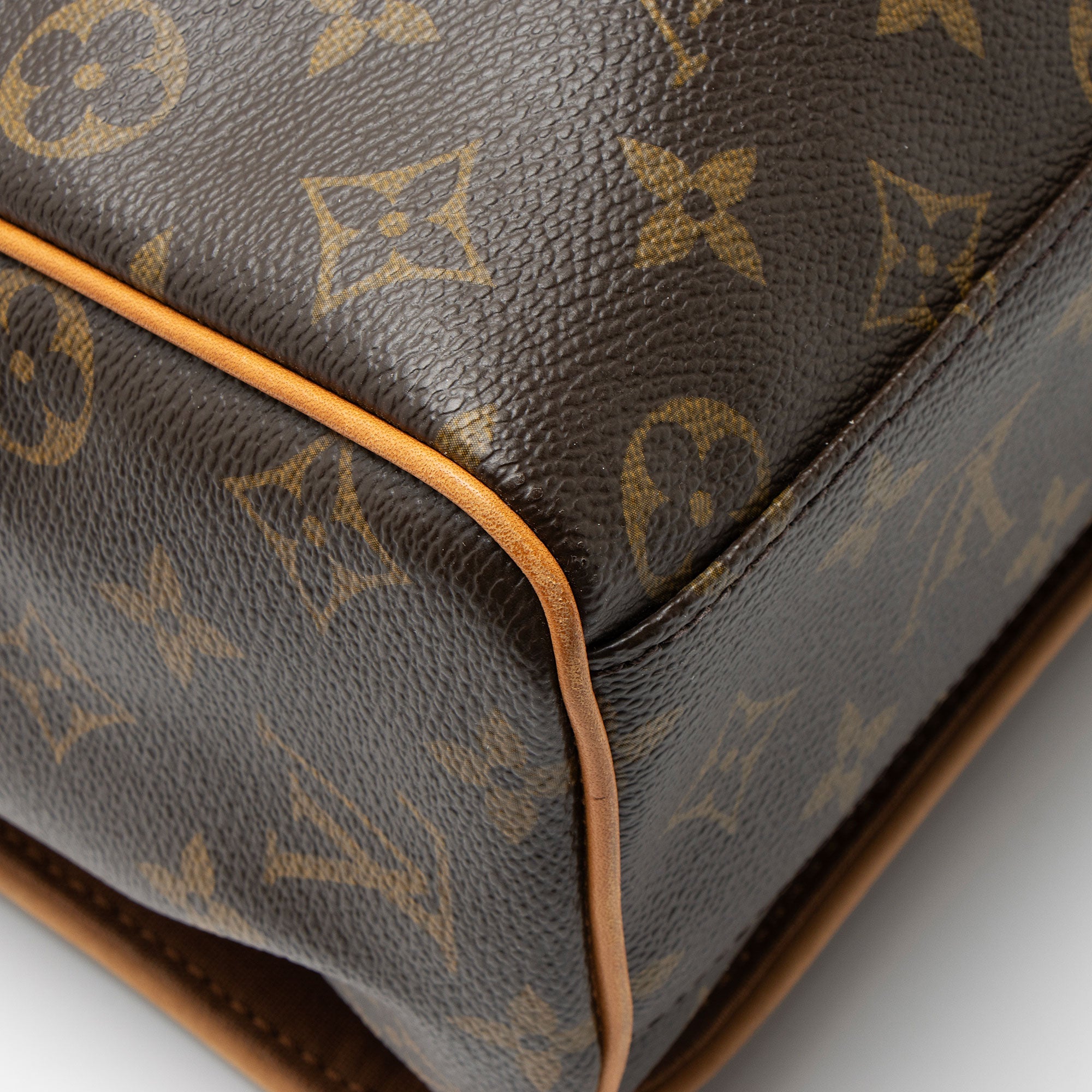 Louis Vuitton Monogram Canvas Valmy MM Messenger