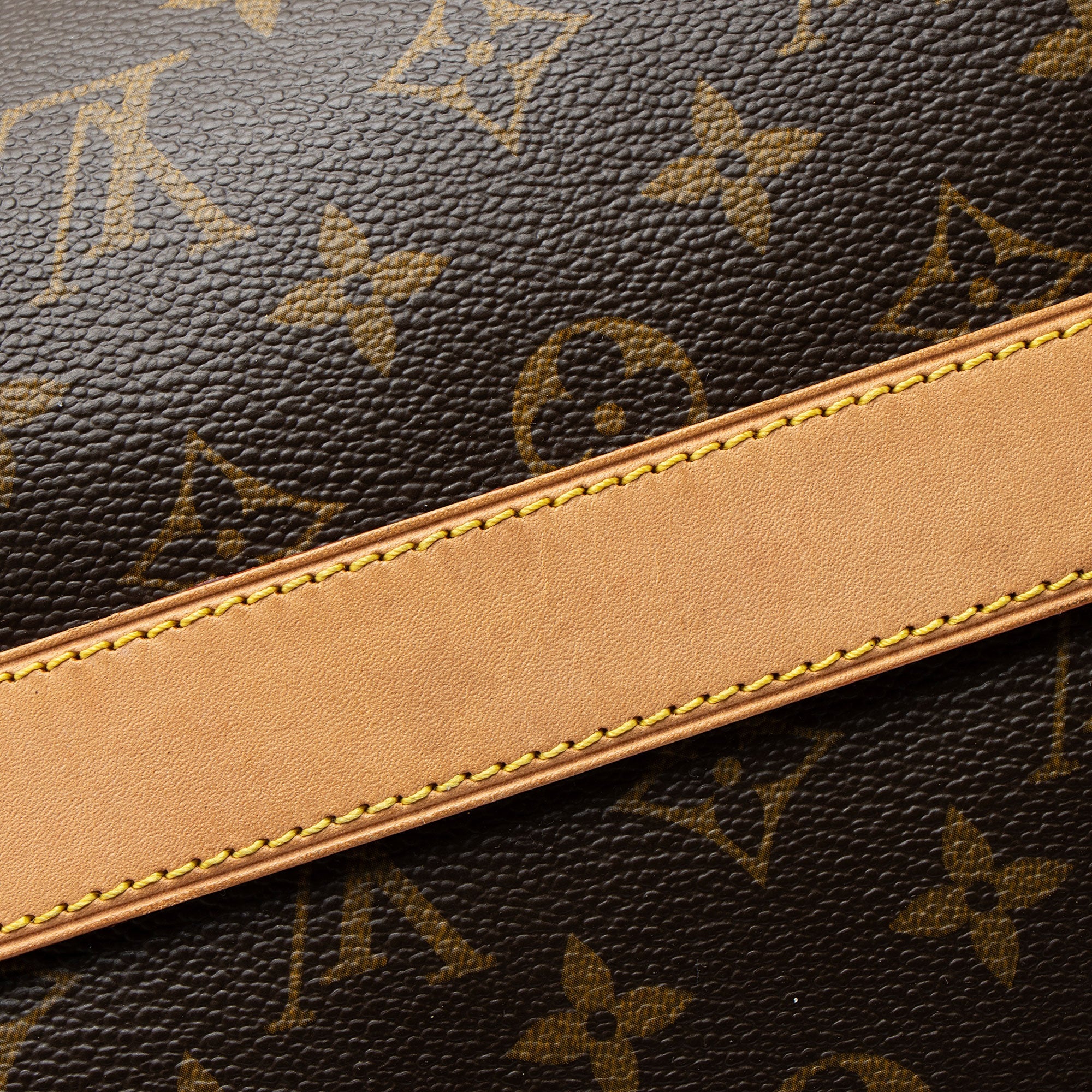 Louis Vuitton Monogram Canvas Valmy MM Messenger
