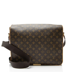 Louis Vuitton Monogram Canvas Valmy MM Messenger