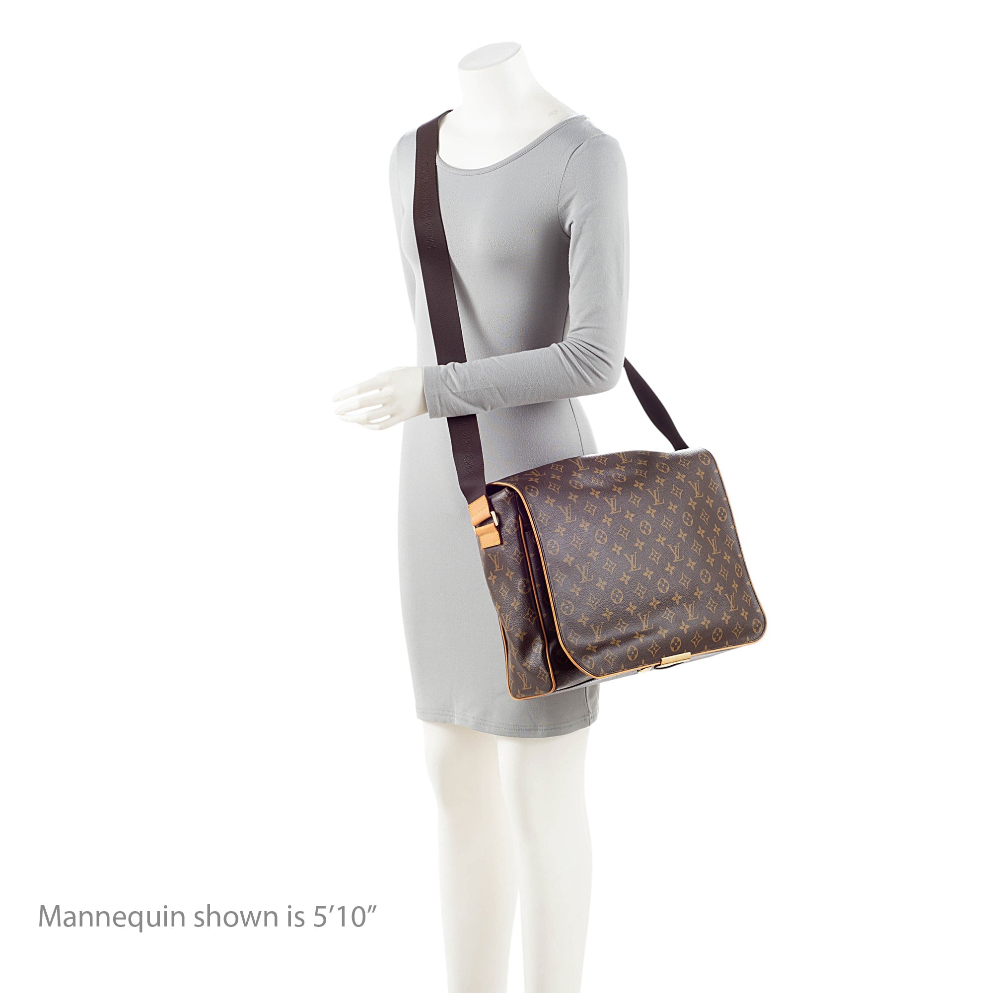 Louis Vuitton Monogram Canvas Valmy MM Messenger