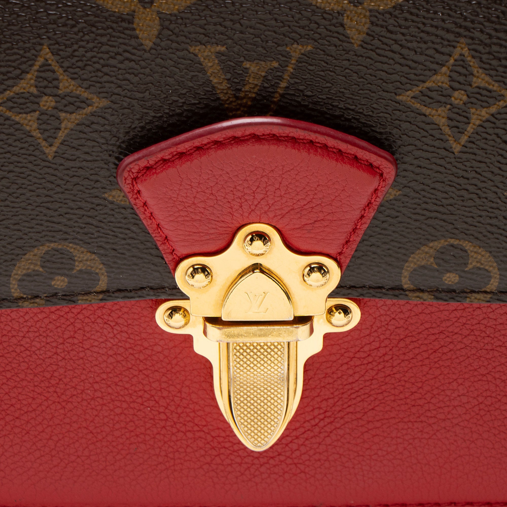 Louis Vuitton Monogram Canvas Victoire Chain Bag