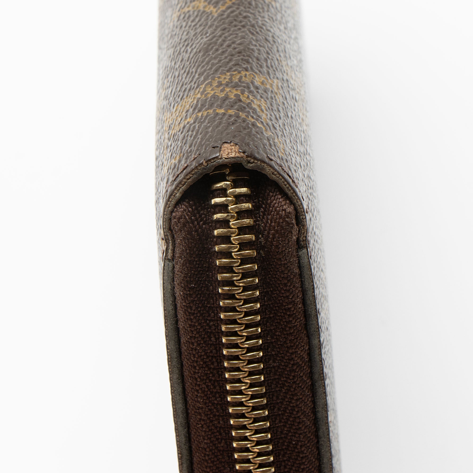 Louis Vuitton Monogram Canvas Zippy Wallet