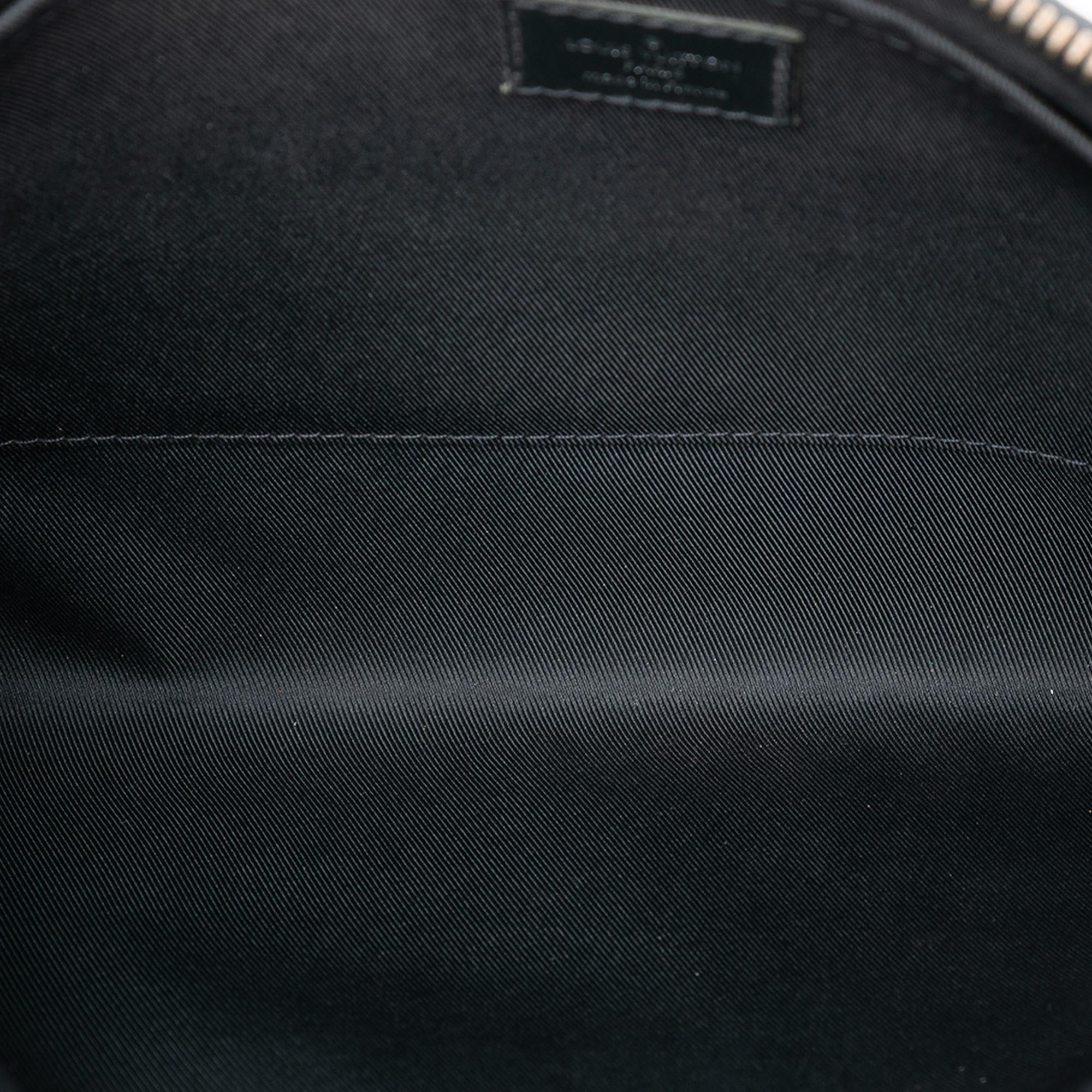 Louis Vuitton Monogram Eclipse Discovery Pochette GM