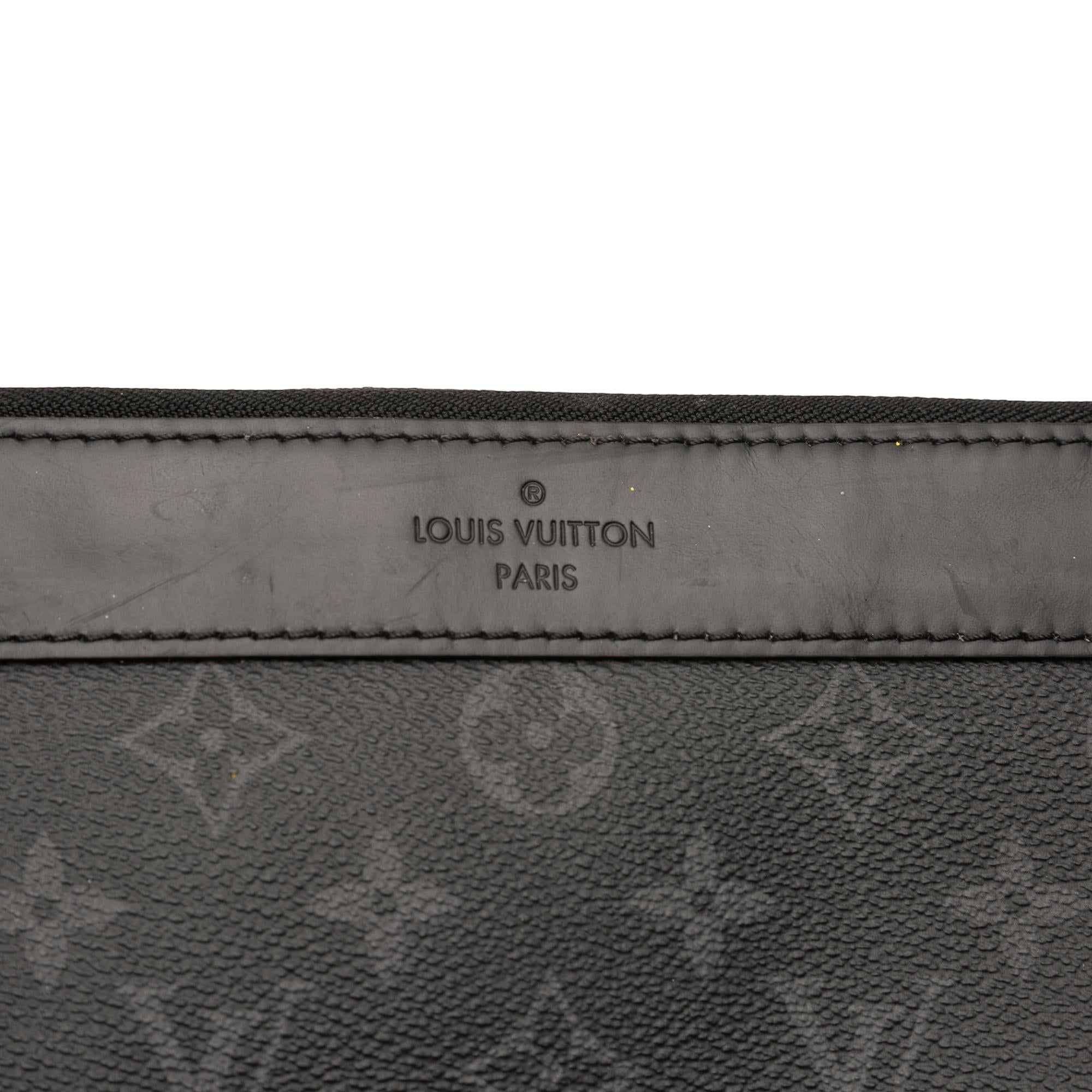 Louis Vuitton Monogram Eclipse Discovery Pochette GM