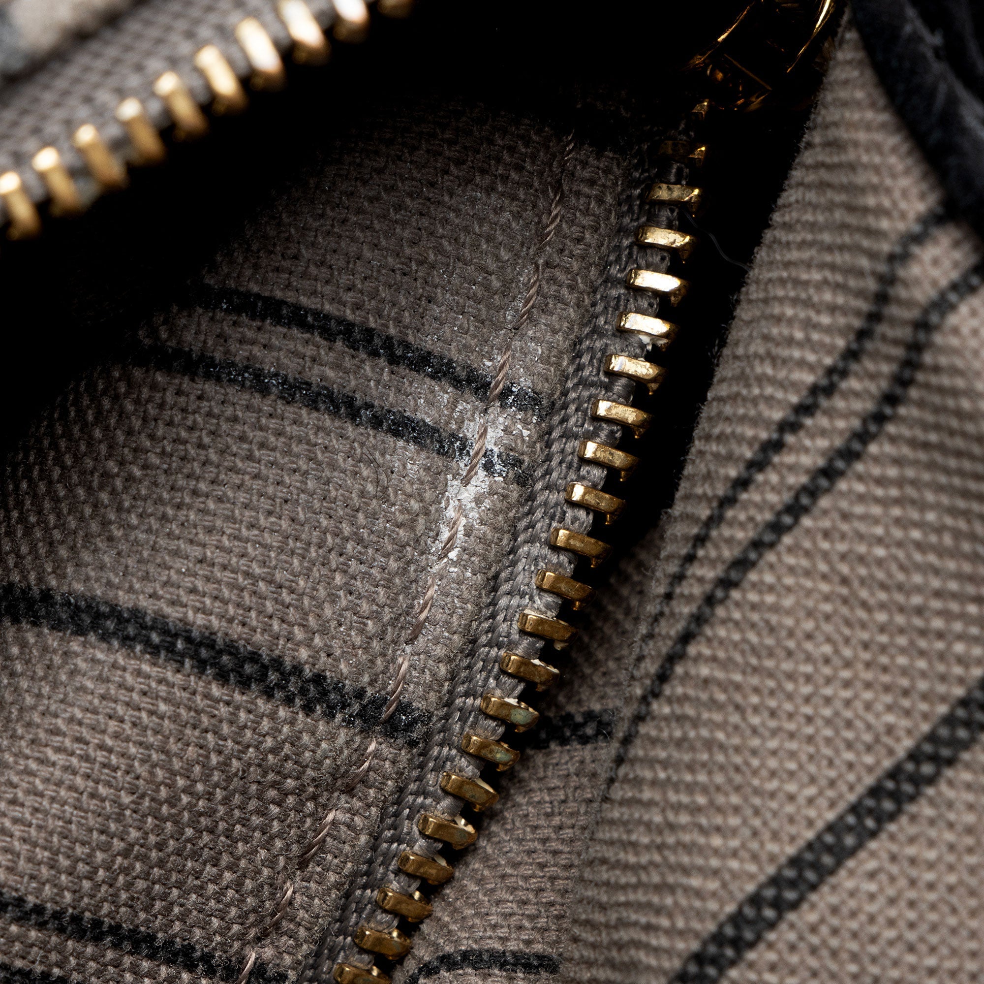 Louis Vuitton Monogram Empreinte Artsy MM Shoulder Bag