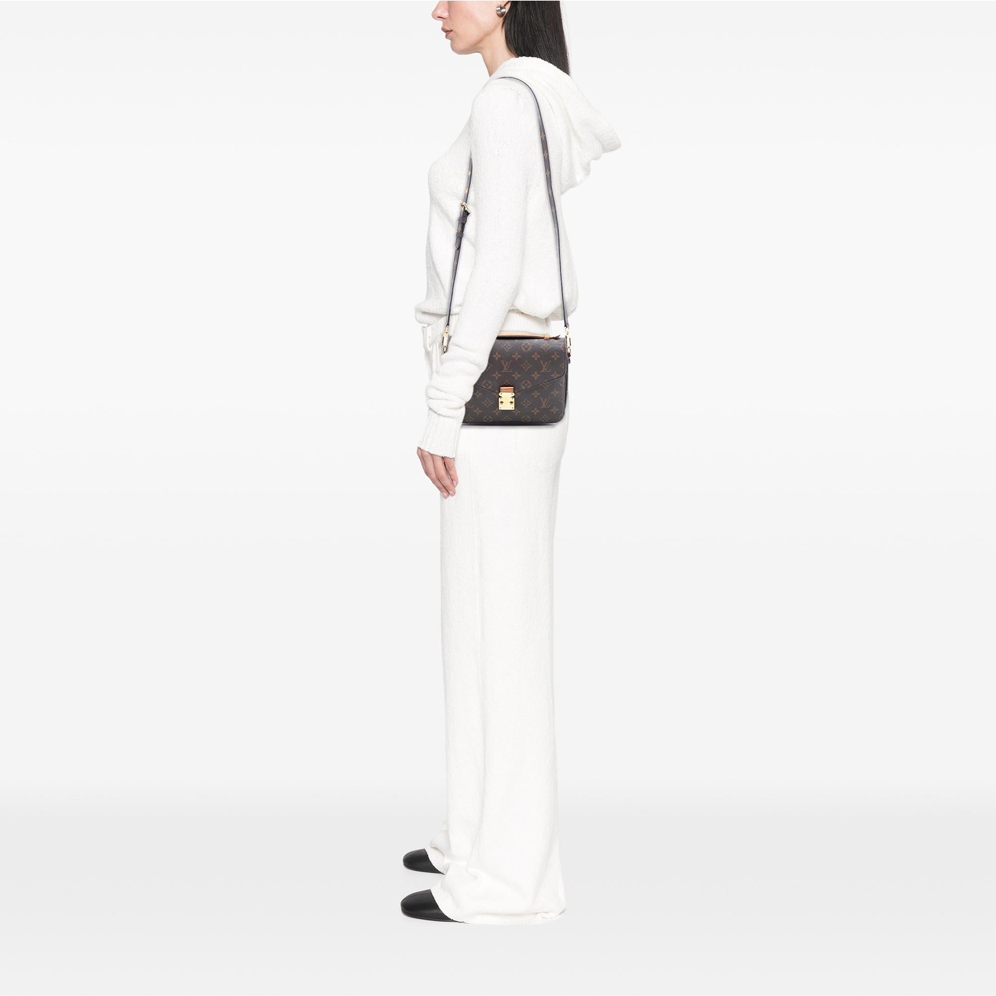 Louis Vuitton Monogram Pochette Metis