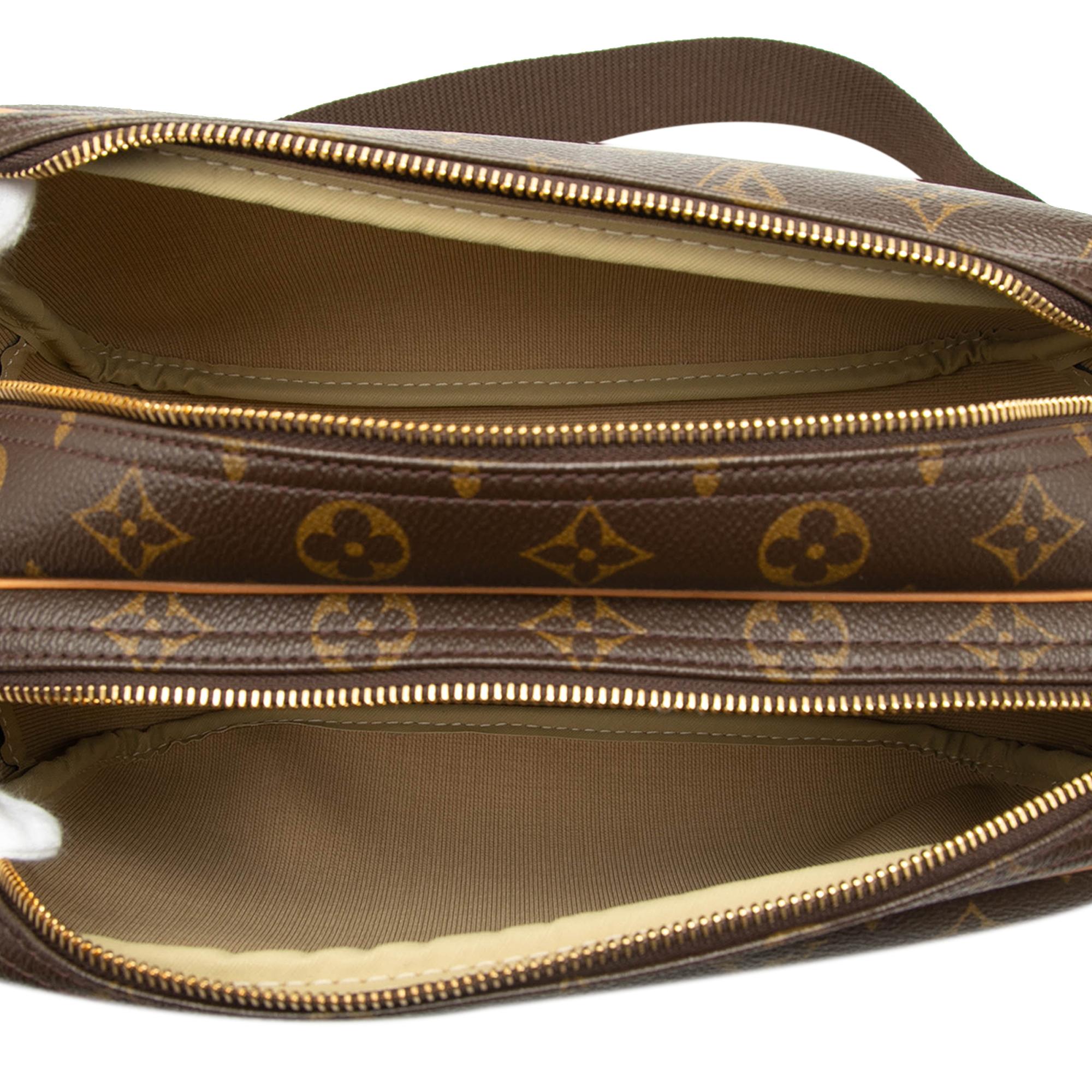 Louis Vuitton Monogram Reporter PM