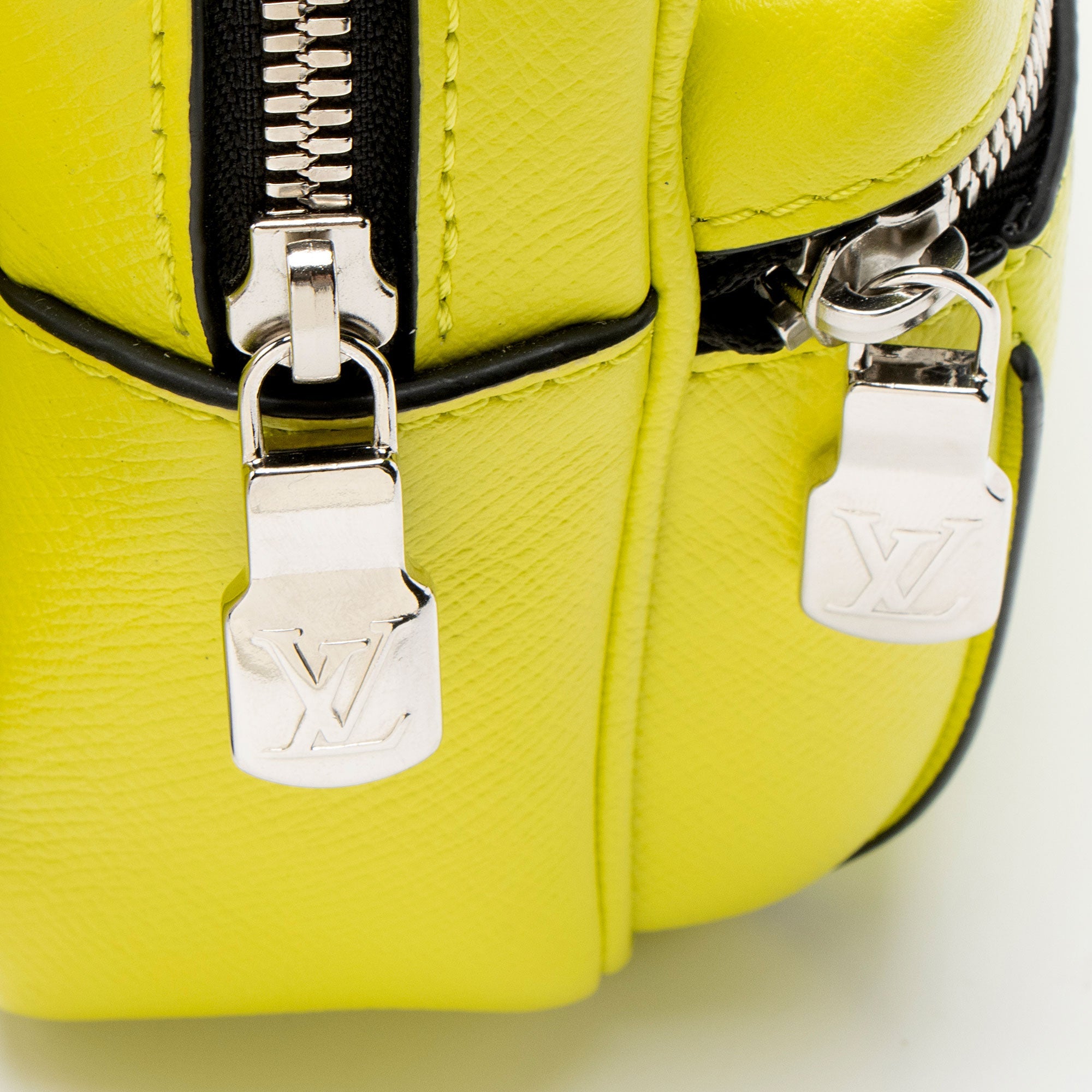Louis Vuitton Monogram Taiga Leather Outdoor Belt Bag