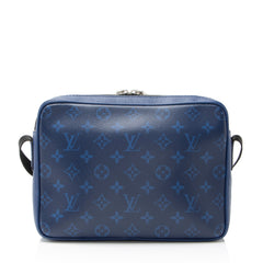 Louis Vuitton Monogram Taiga Leather Outdoor Messenger