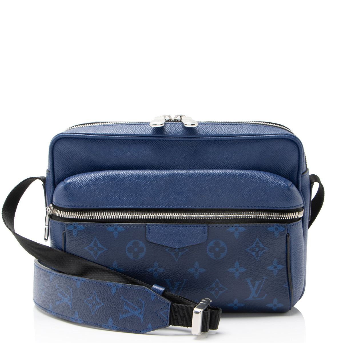 Louis Vuitton Monogram Taiga Leather Outdoor Messenger