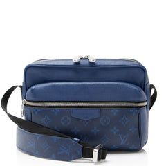 Louis Vuitton Monogram Taiga Leather Outdoor Messenger