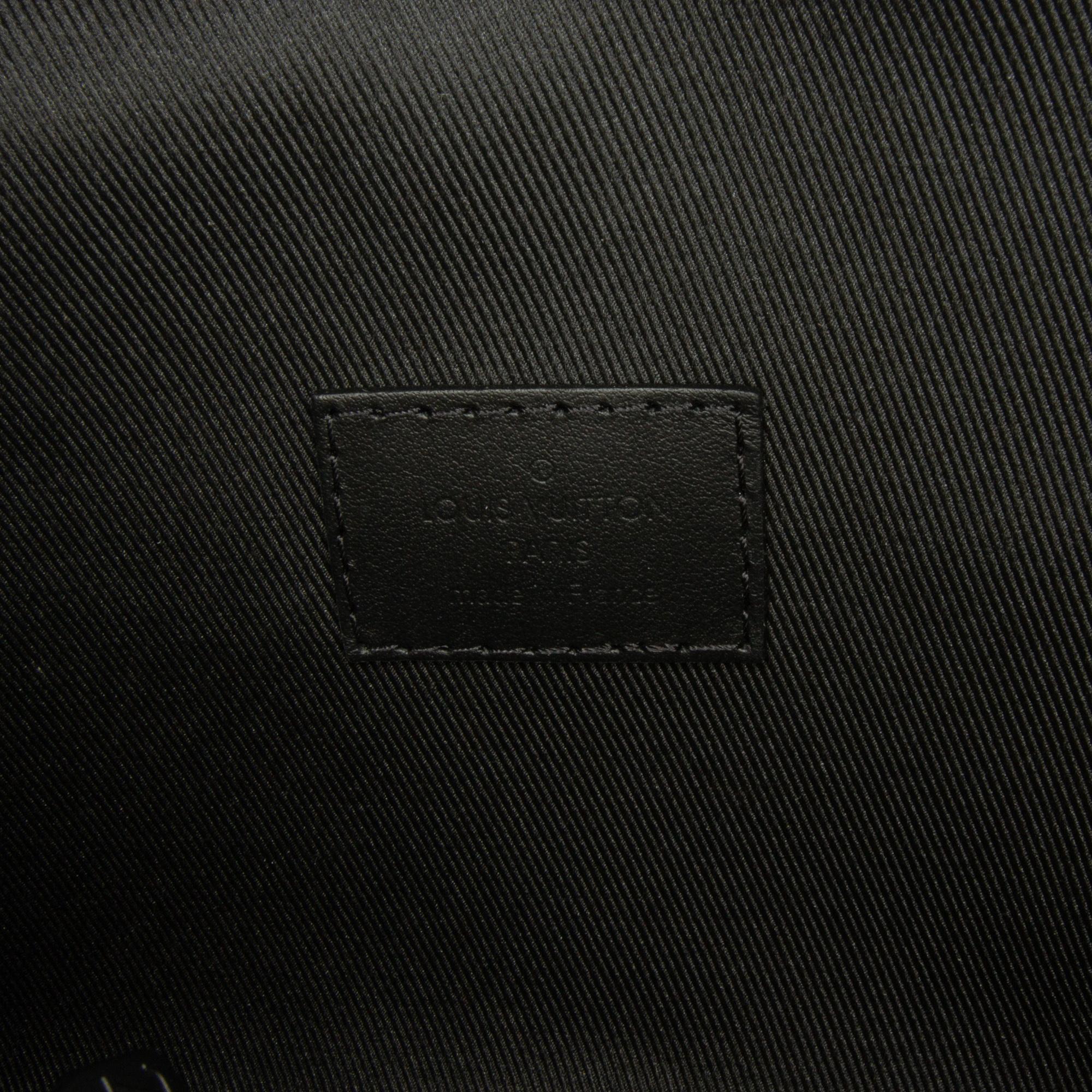 Louis Vuitton Monogram Taurillon Steamer Wearable Wallet