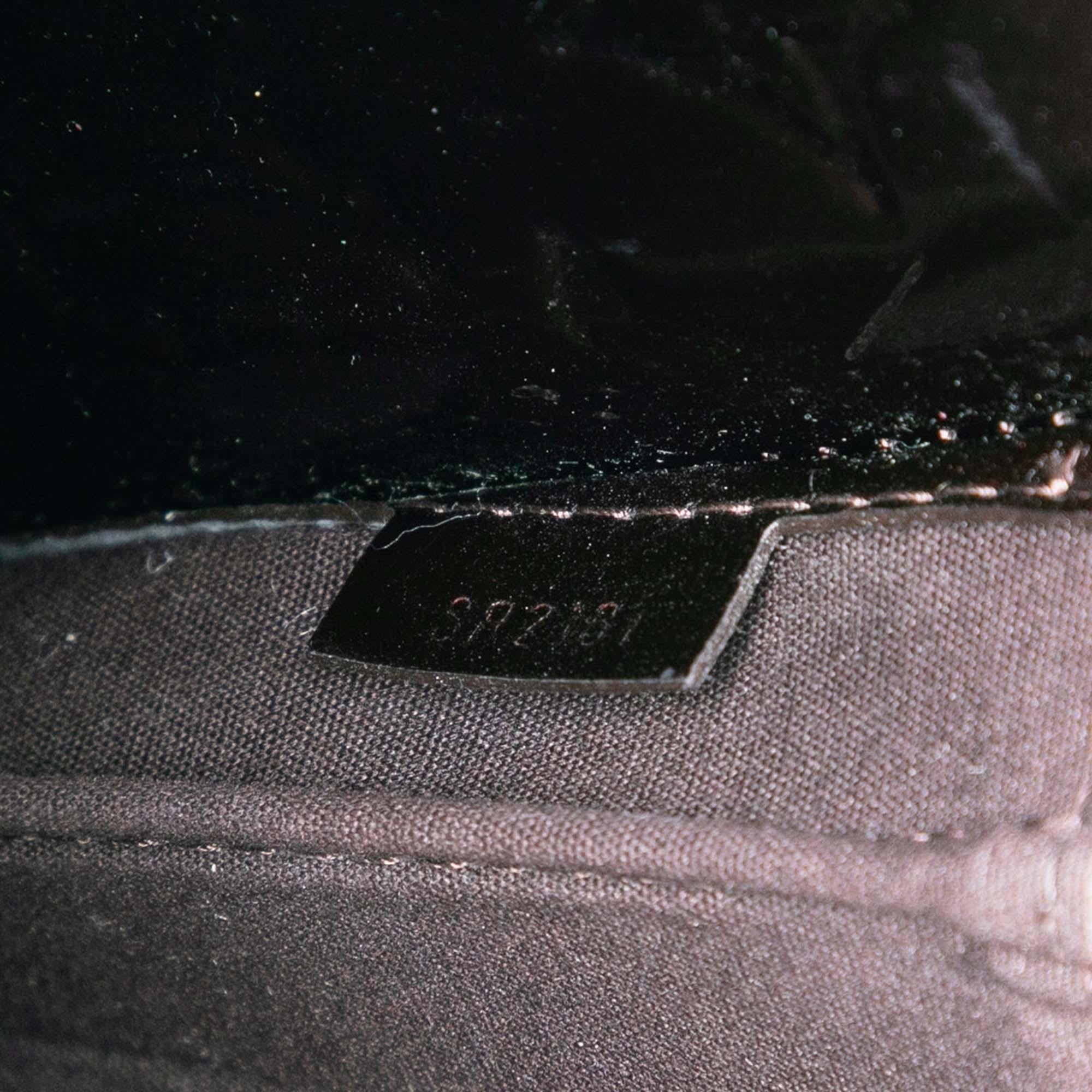Louis Vuitton Monogram Vernis Mirada