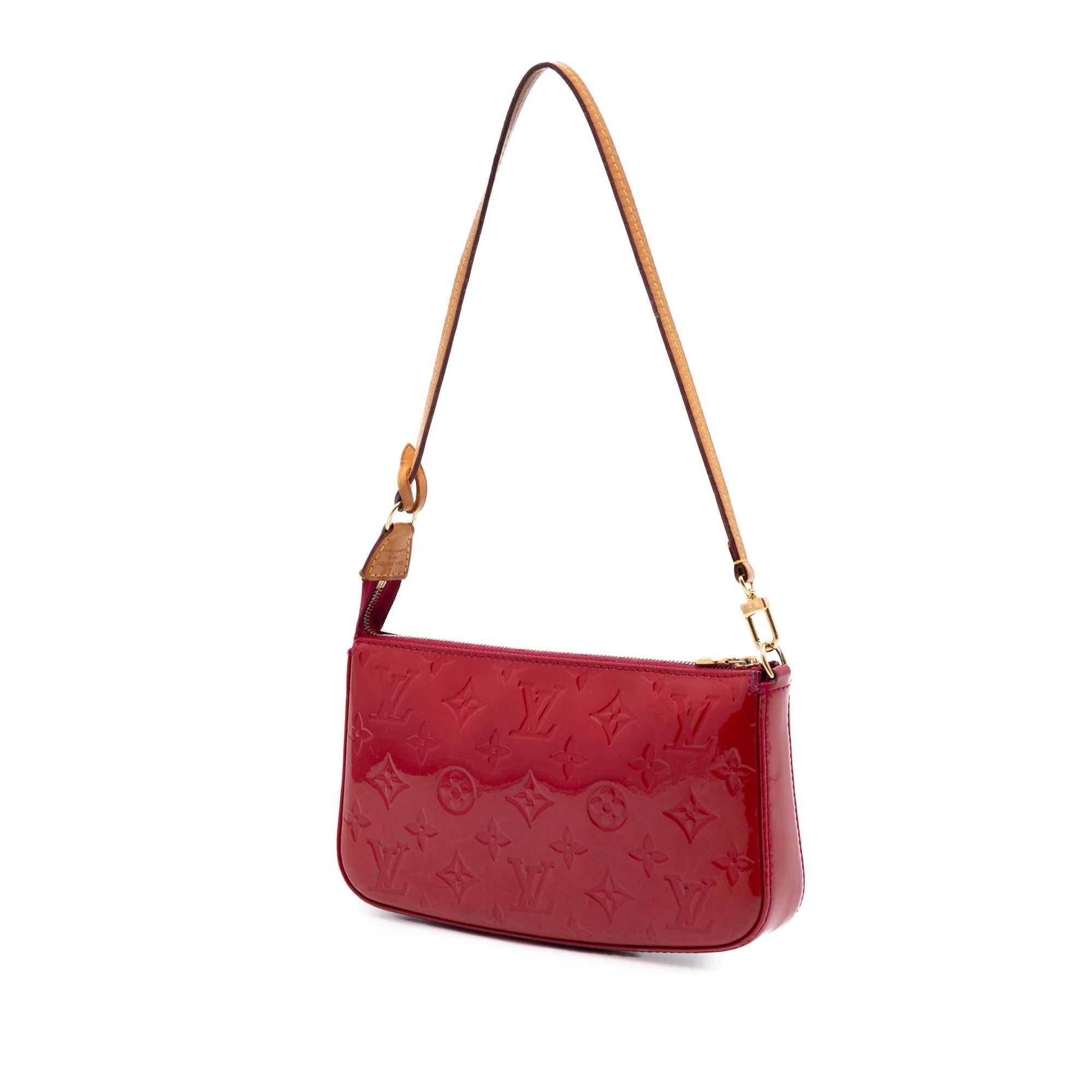 Louis Vuitton Monogram Vernis Pochette Accessoires