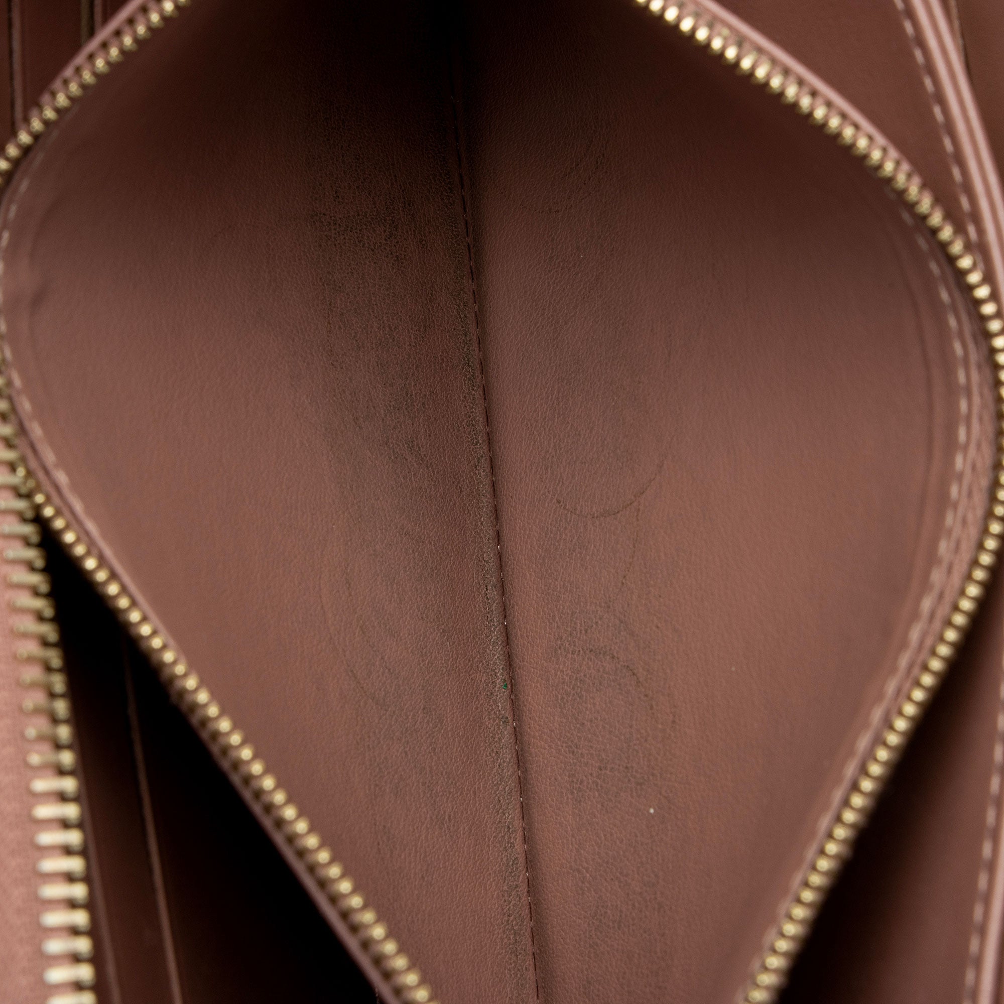 Louis Vuitton Monogram Vernis Zippy Wallet
