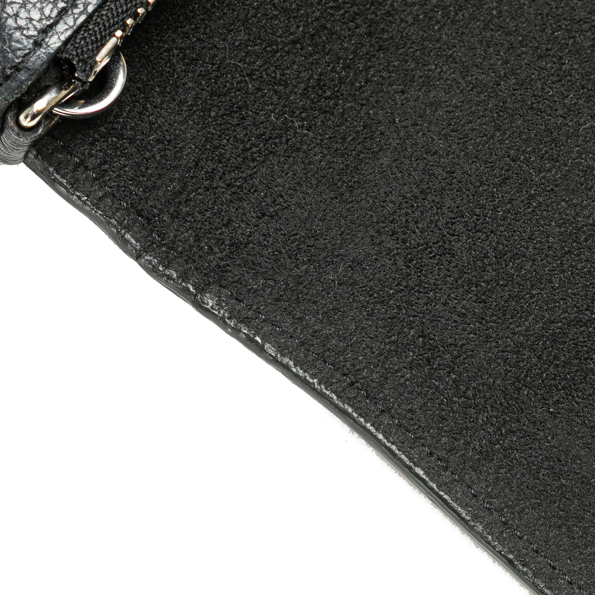Louis Vuitton MyLockMe Chain Pochette