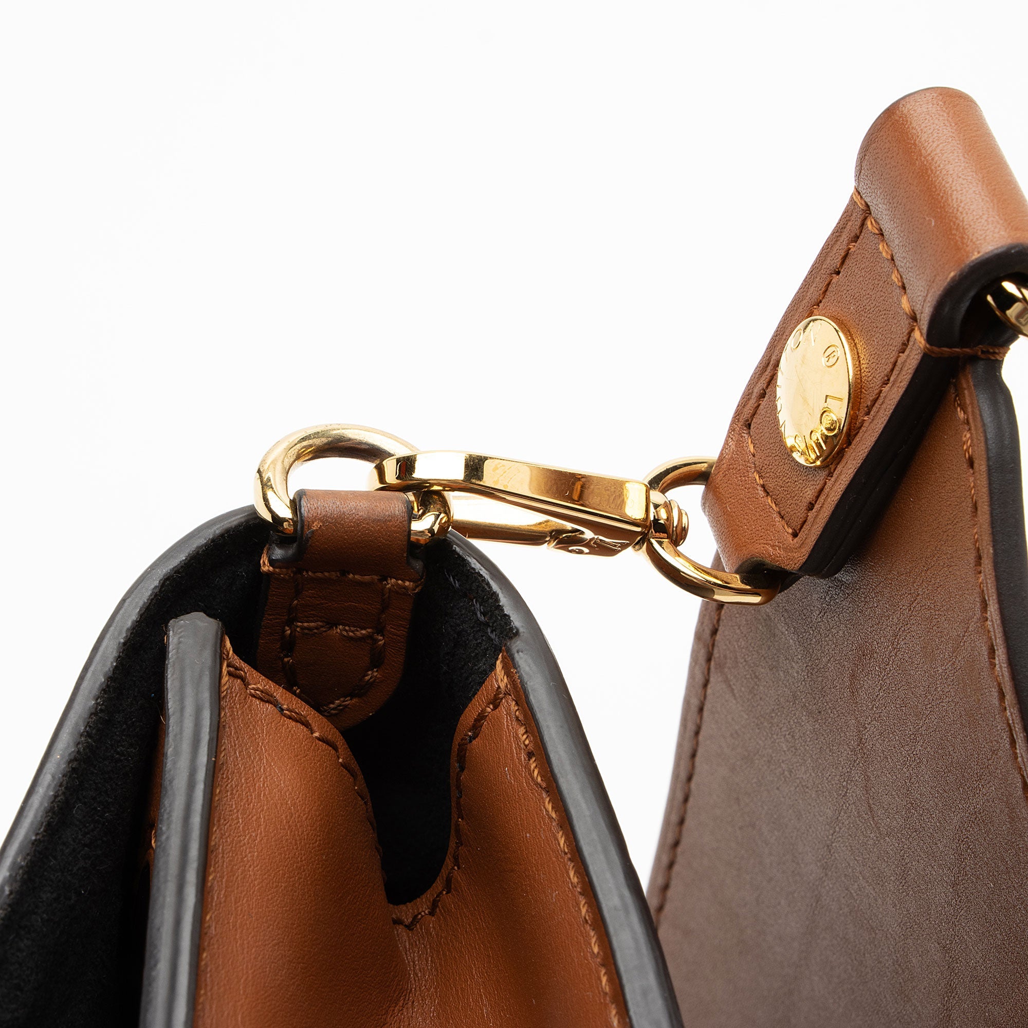 Louis Vuitton Reverse Monogram Dauphine Belt Bag