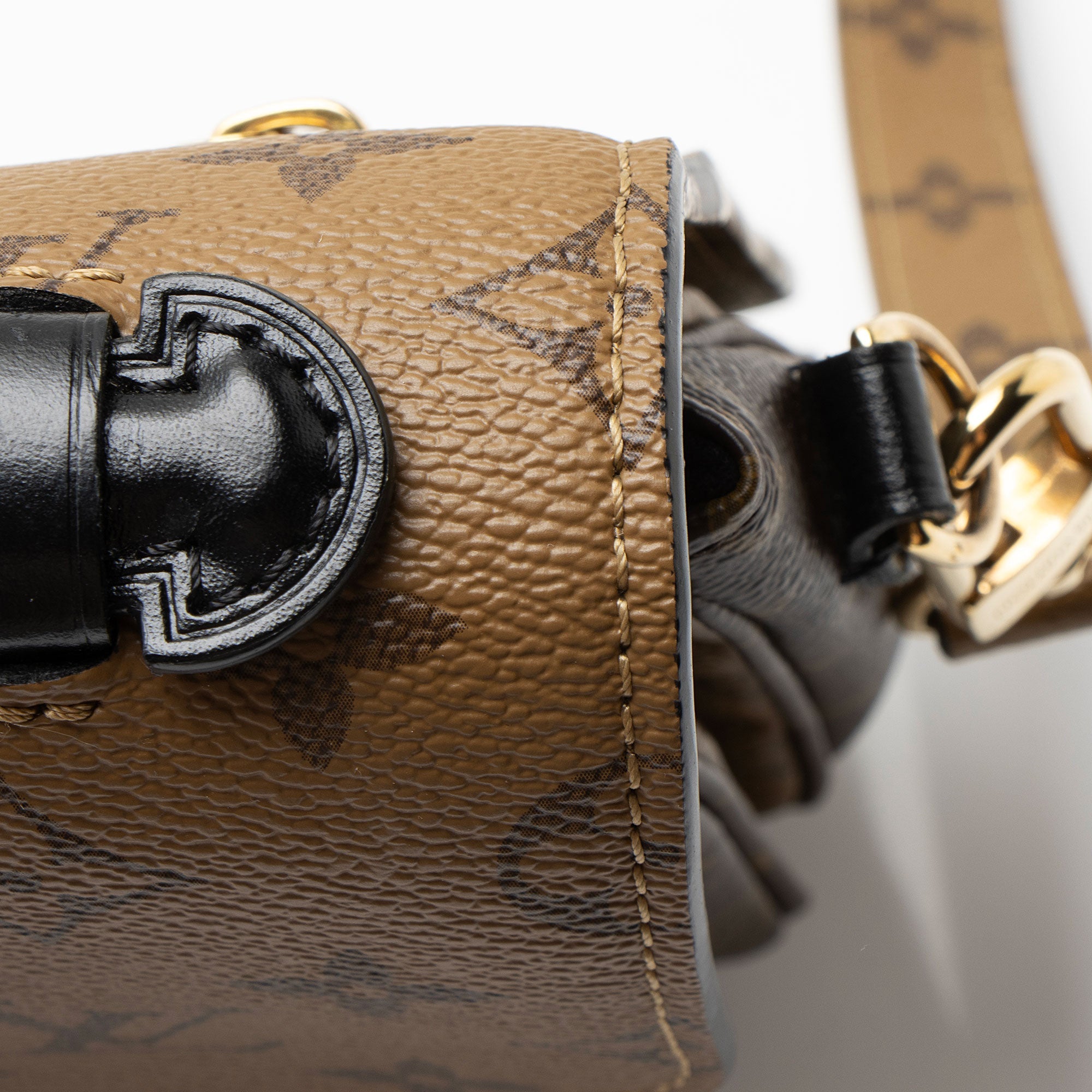 Louis Vuitton Reverse Monogram Pochette Metis Shoulder Bag