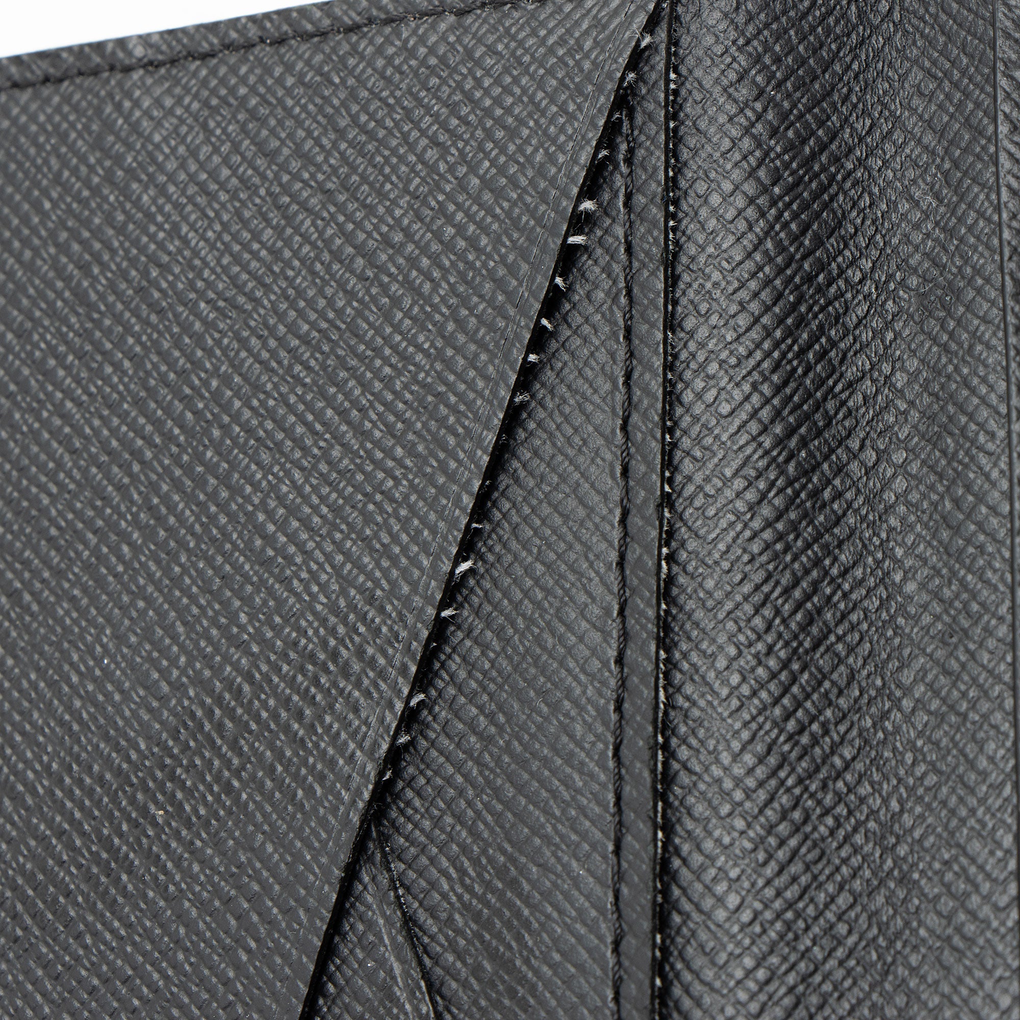 Louis Vuitton Taiga Leather Pocket Organizer