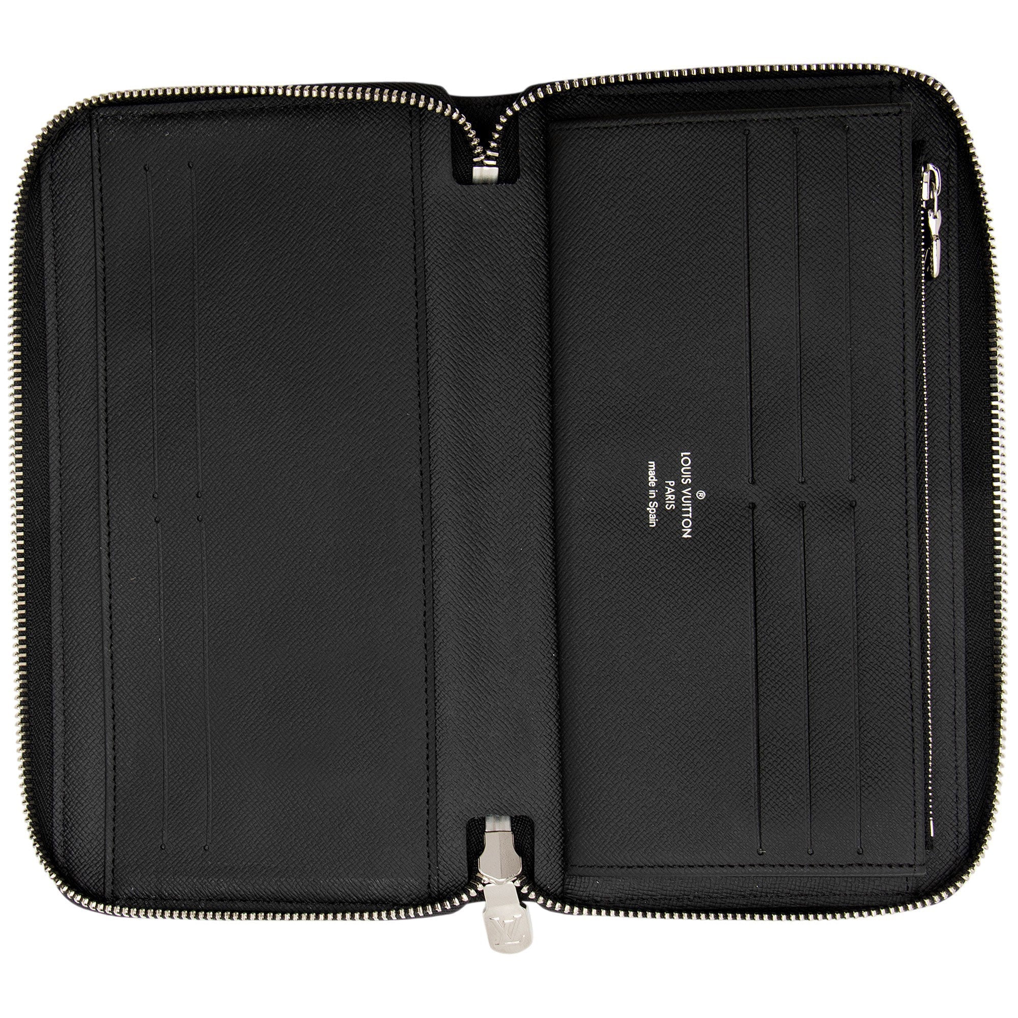 Louis Vuitton Taiga Leather Zippy Organizer Wallet