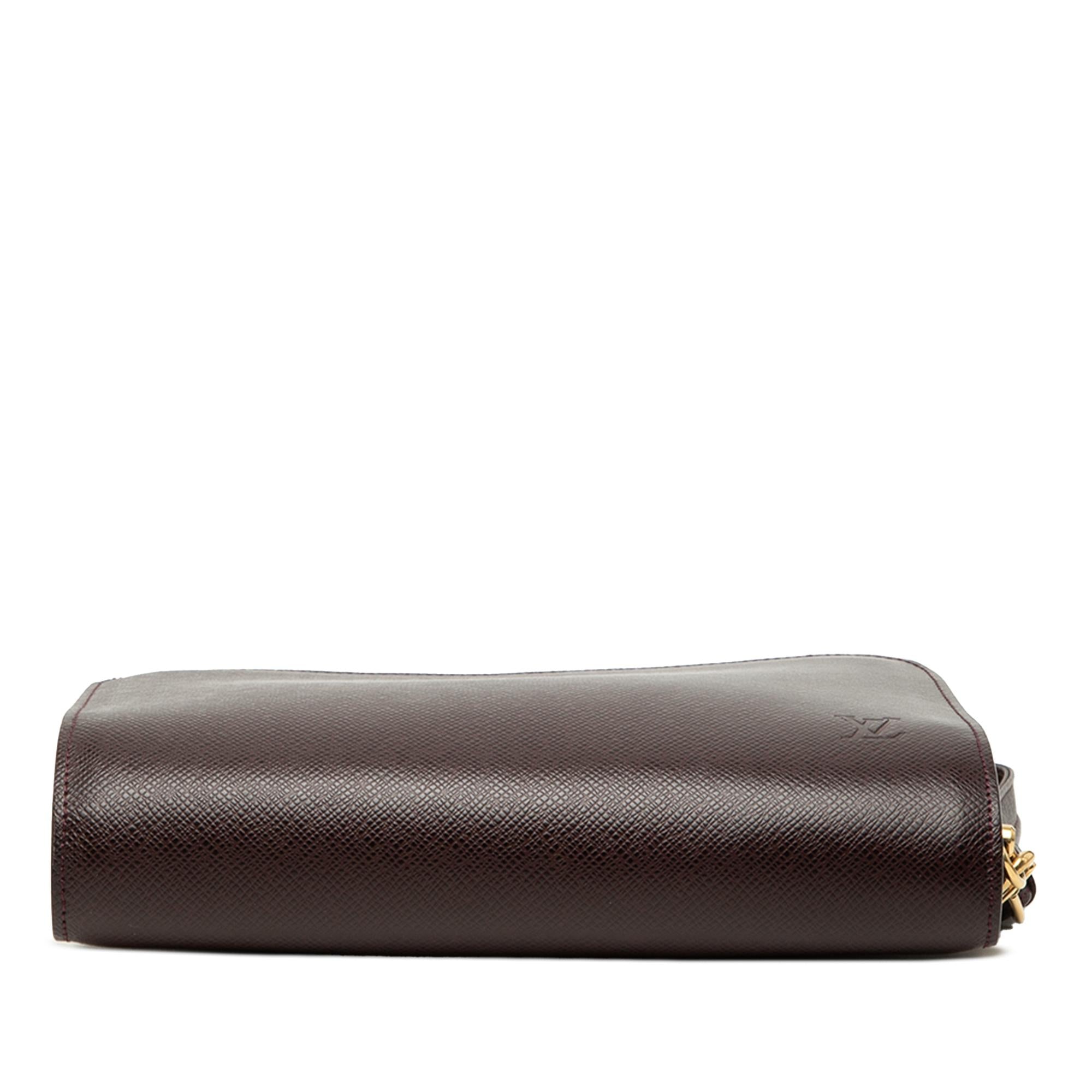 Louis Vuitton Taiga Pochette Baikal
