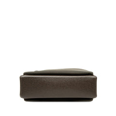 Louis Vuitton Taiga Sayan