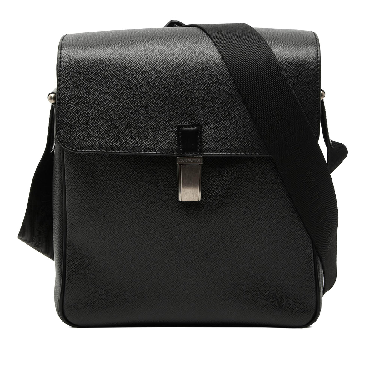 Louis Vuitton Taiga Yaranga
