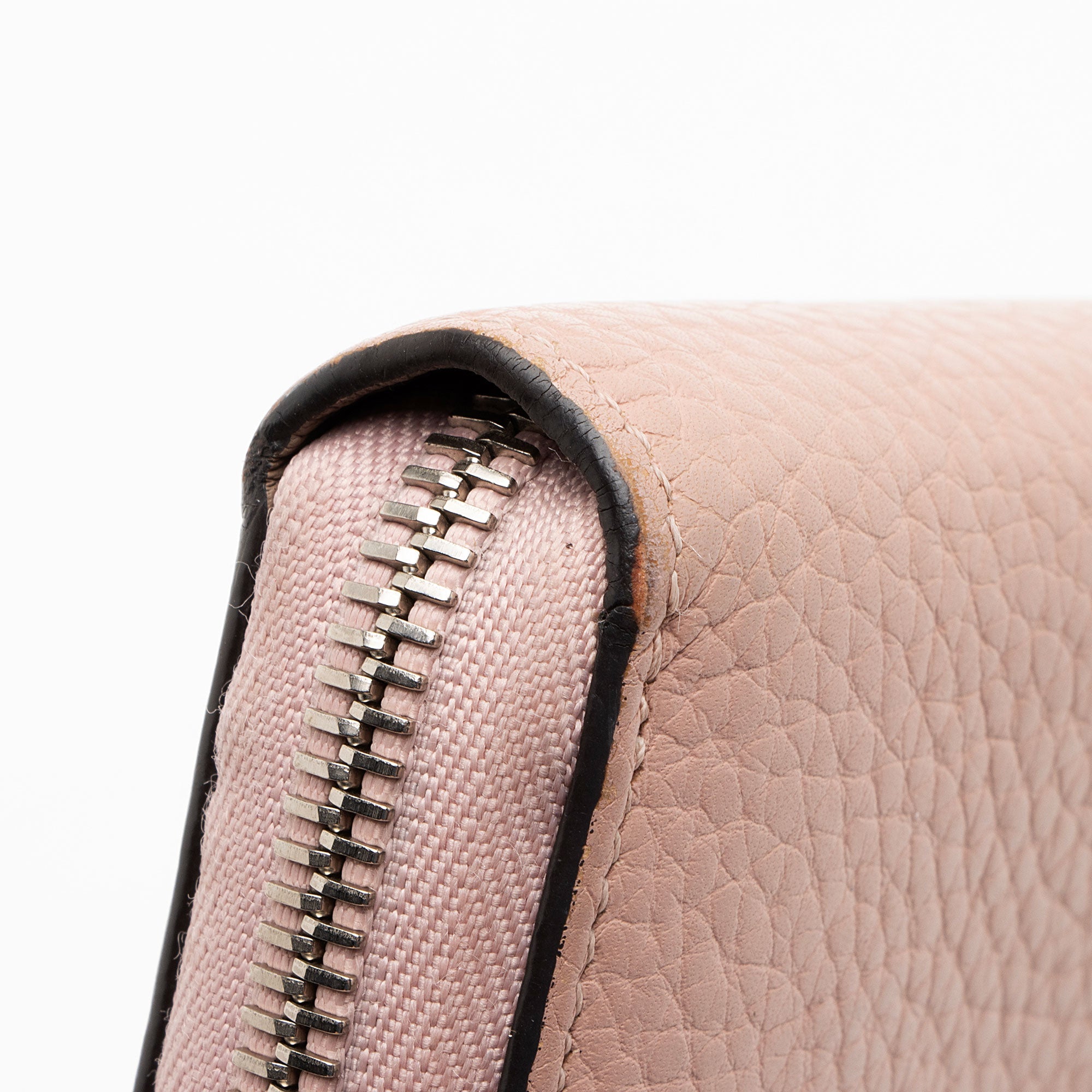 Louis Vuitton Veau Cachemire Comete Zip Around Wallet