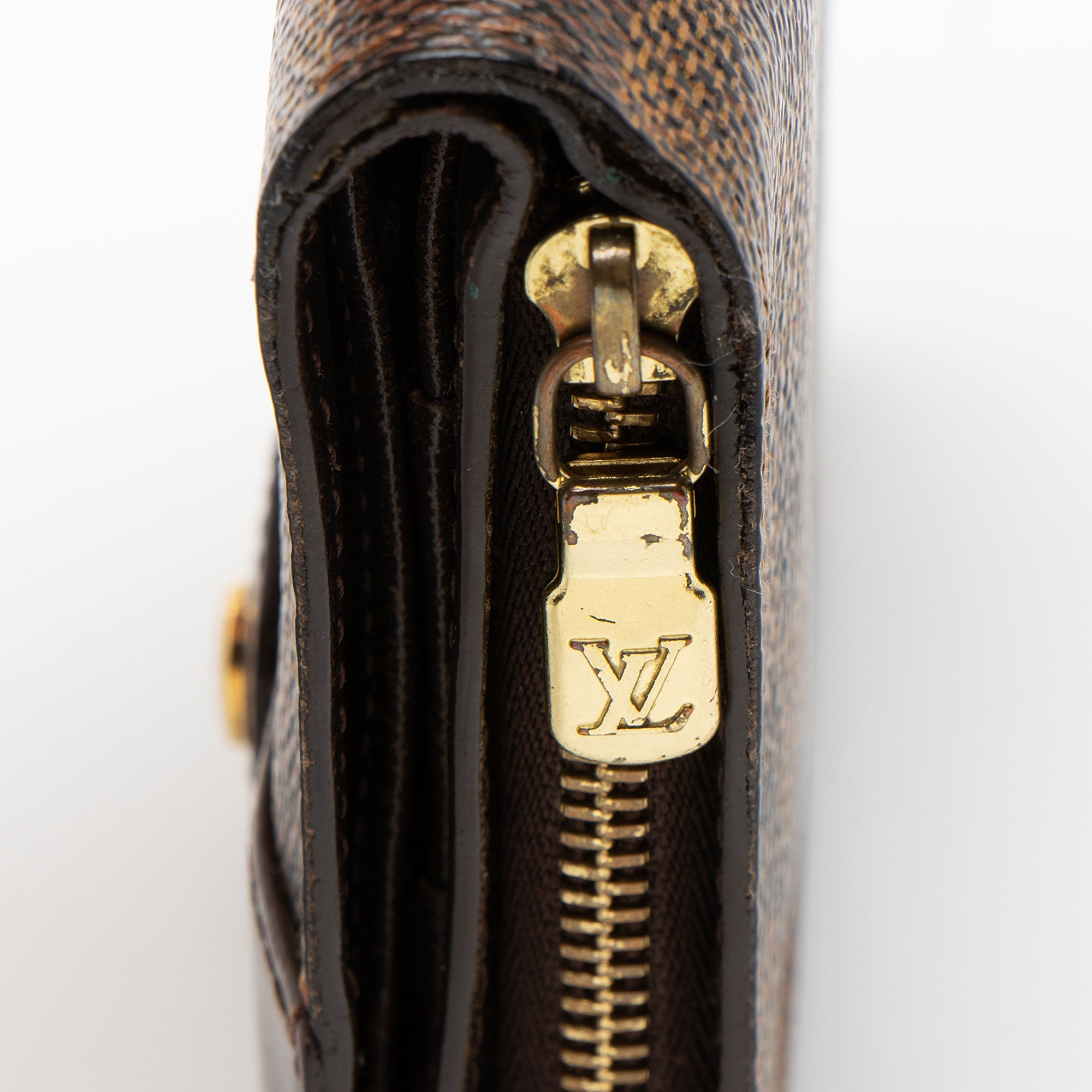 Louis Vuitton Vintage Damier Ebene Zipped Compact Wallet