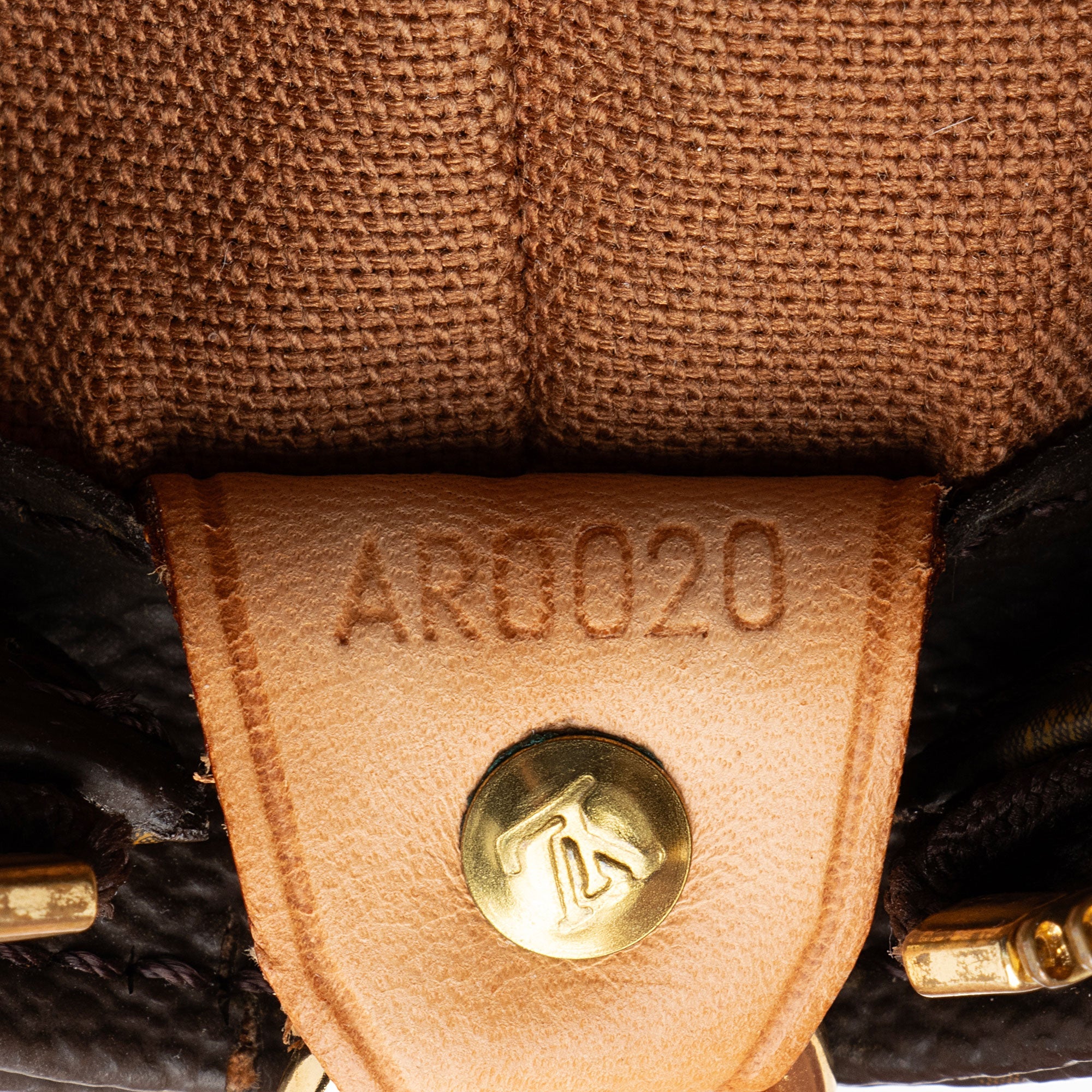 Louis Vuitton Vintage Monogram Canvas Cabas Mezzo Tote