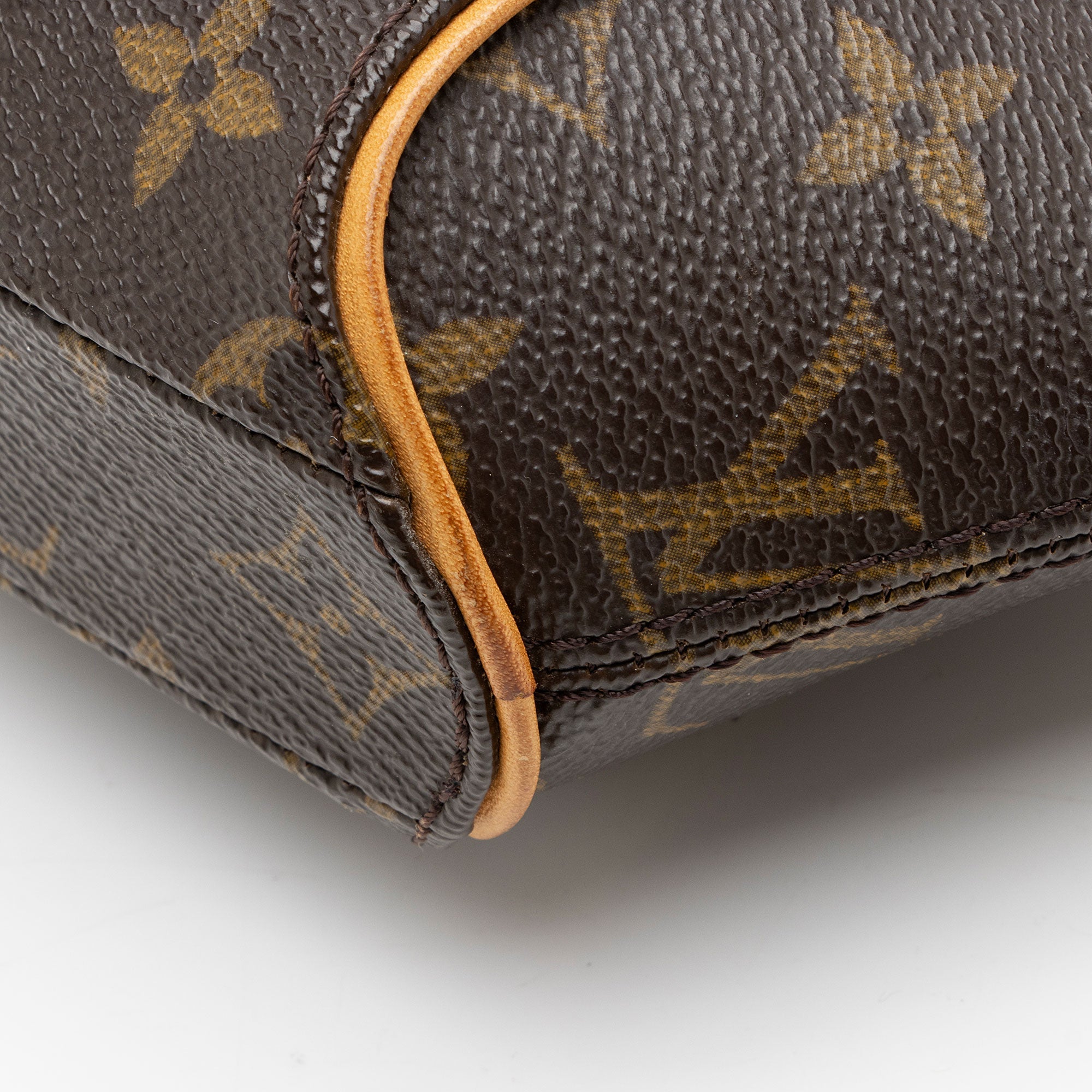 Louis Vuitton Vintage Monogram Canvas Mini Ellipse Clutch