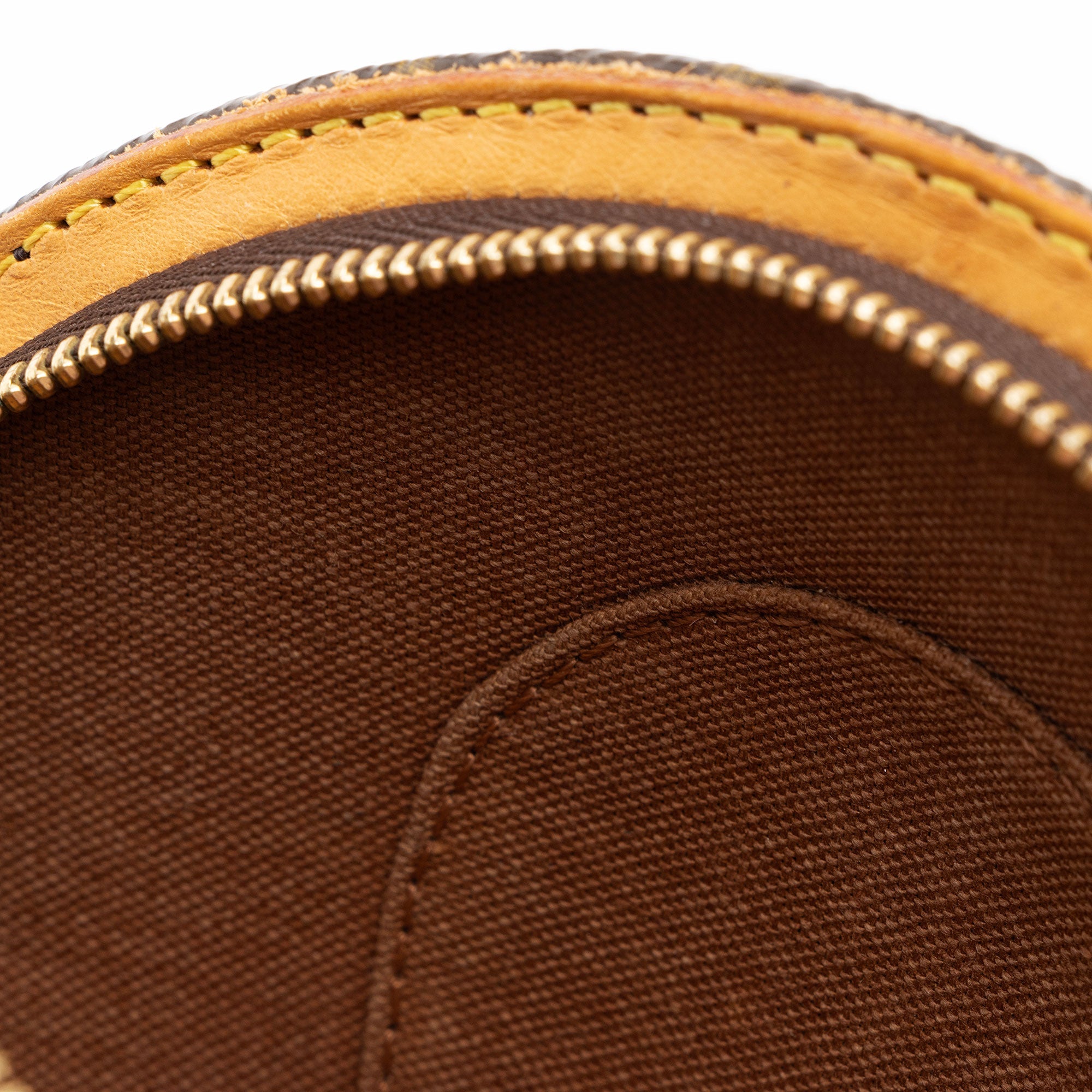 Louis Vuitton Vintage Monogram Canvas Mini Ellipse Clutch