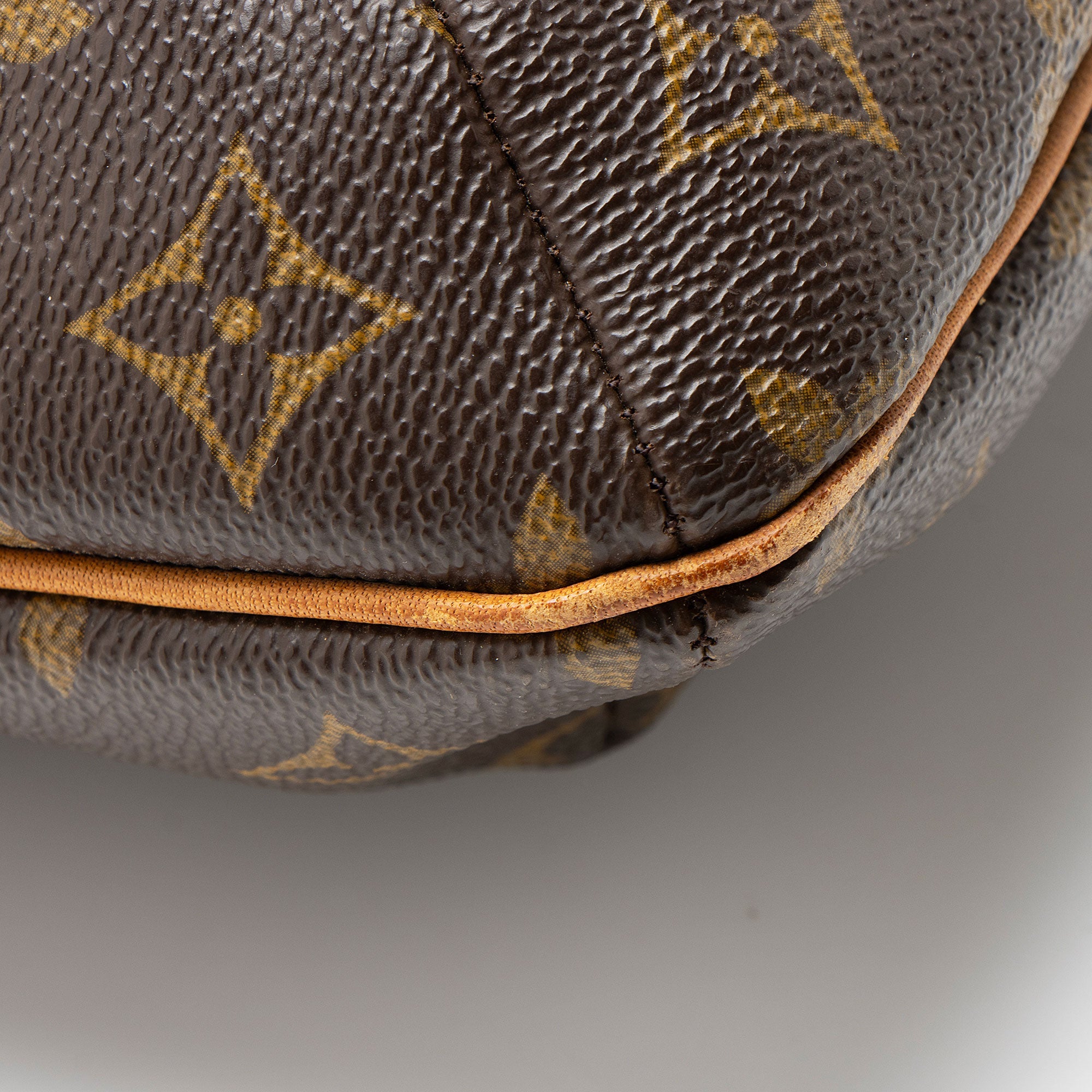 Louis Vuitton Vintage Monogram Canvas Musette Salsa GM Shoulder Bag