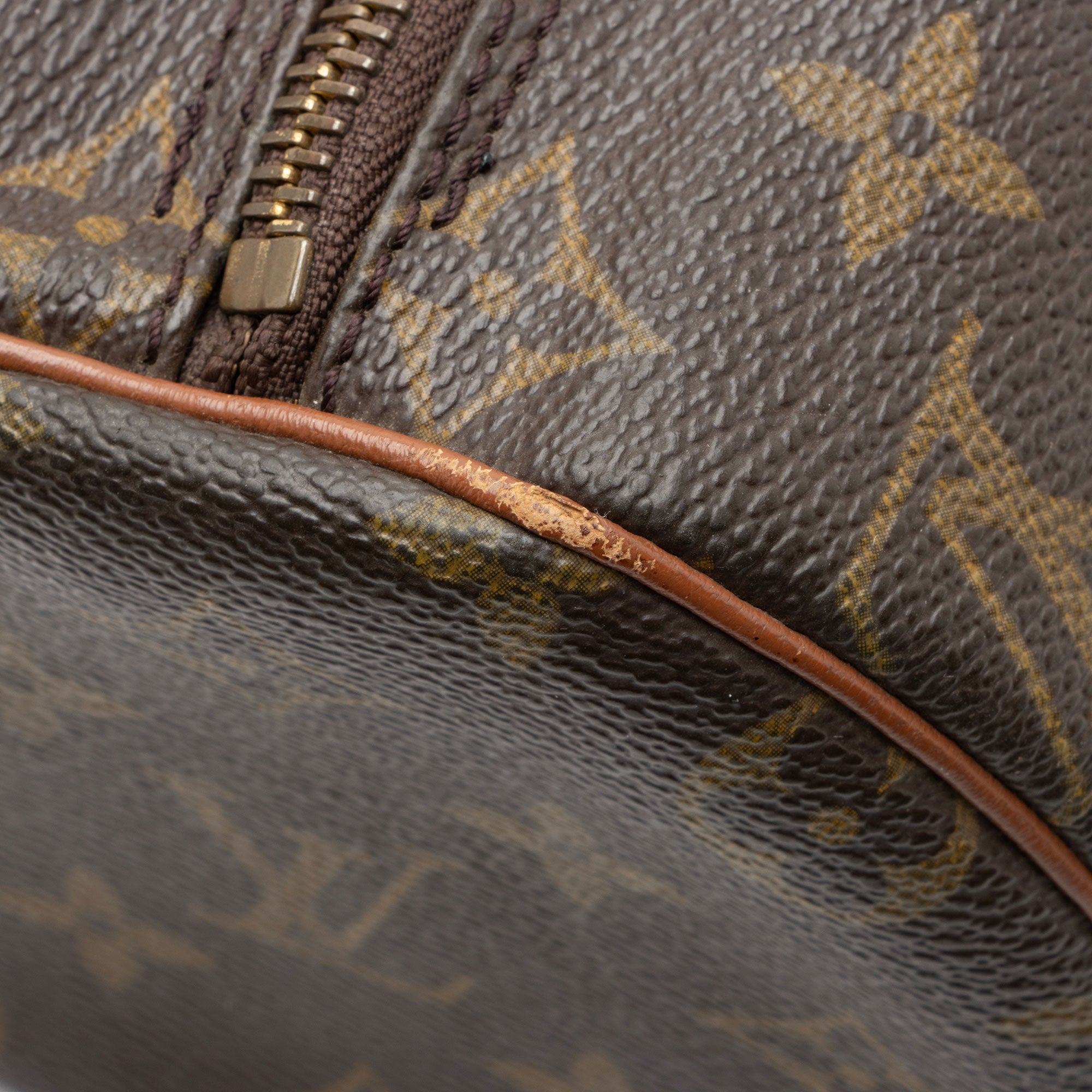 Louis Vuitton Vintage Monogram Canvas Papillon 26 Satchel