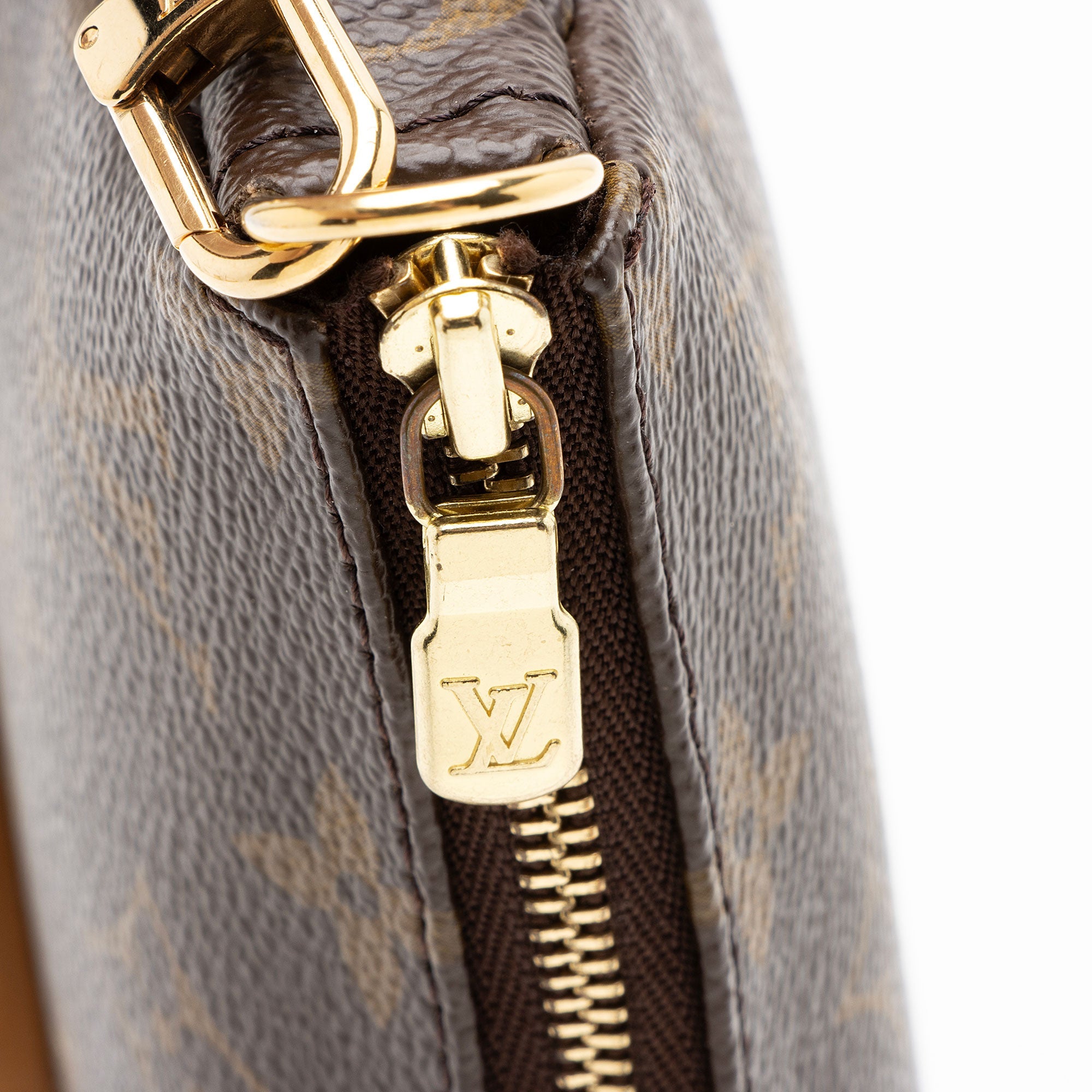 Louis Vuitton Vintage Monogram Canvas Pochette Accessoires