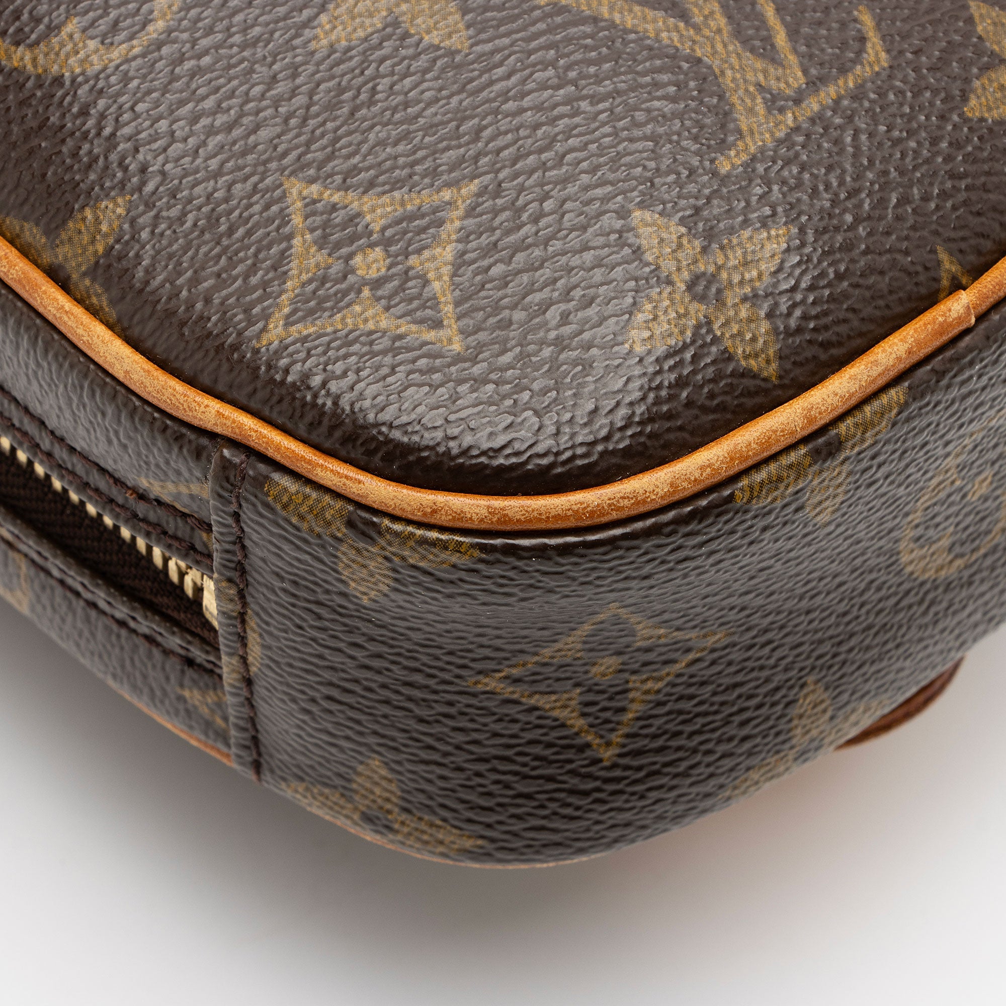 Louis Vuitton Vintage Monogram Canvas Pochette Gange Sling Bag