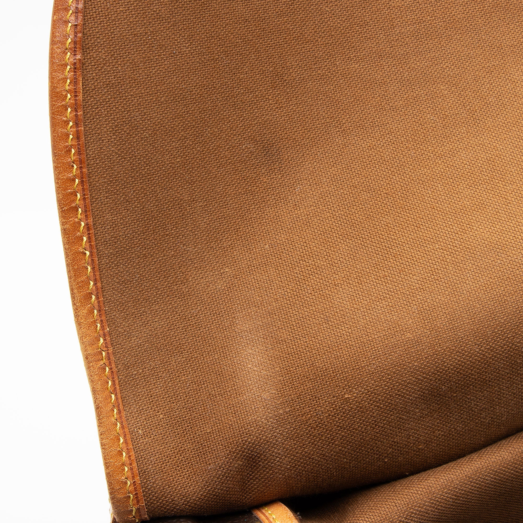 Louis Vuitton Vintage Monogram Canvas Saumur 35 Messenger