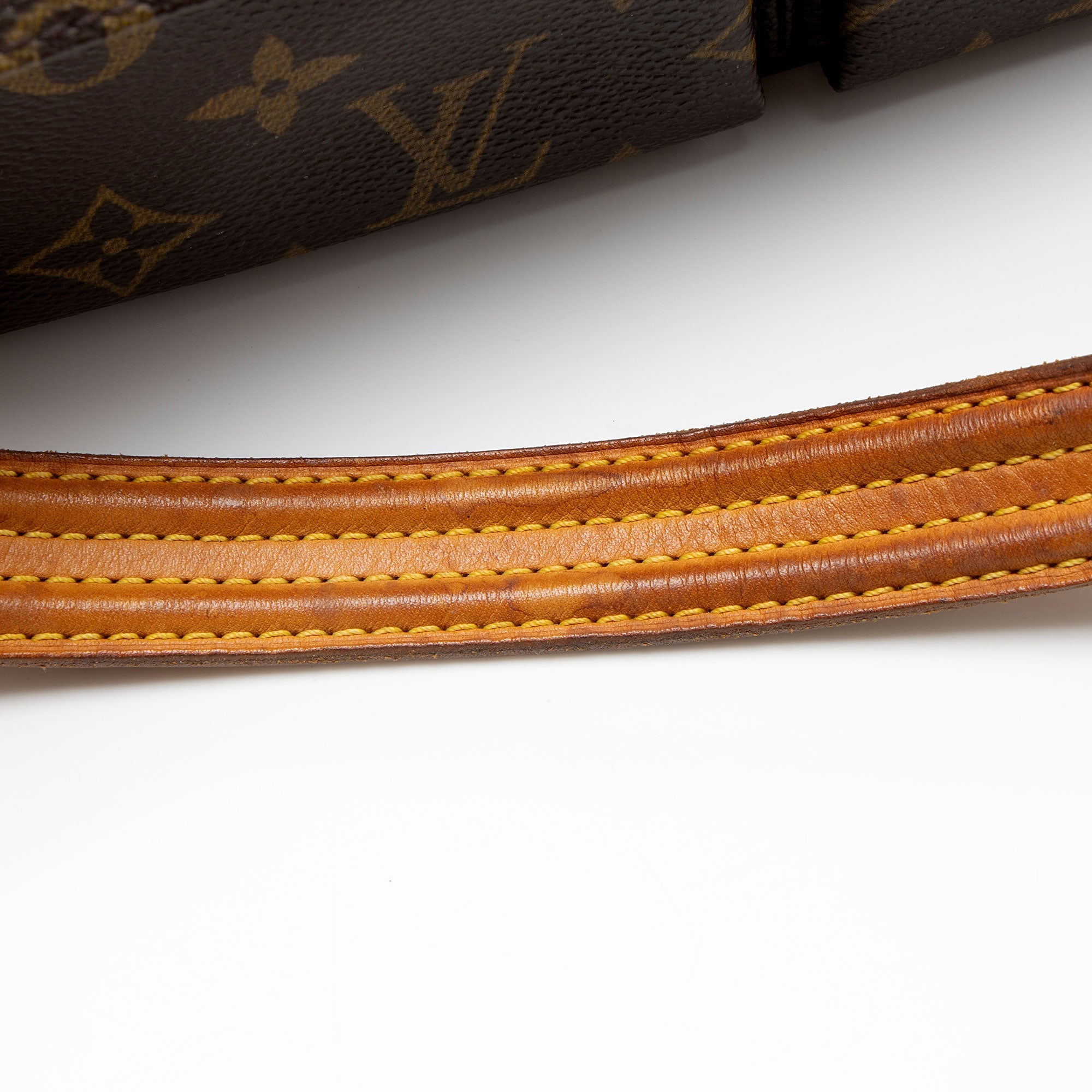 Louis Vuitton Vintage Monogram Canvas Viva Cite MM Shoulder Bag