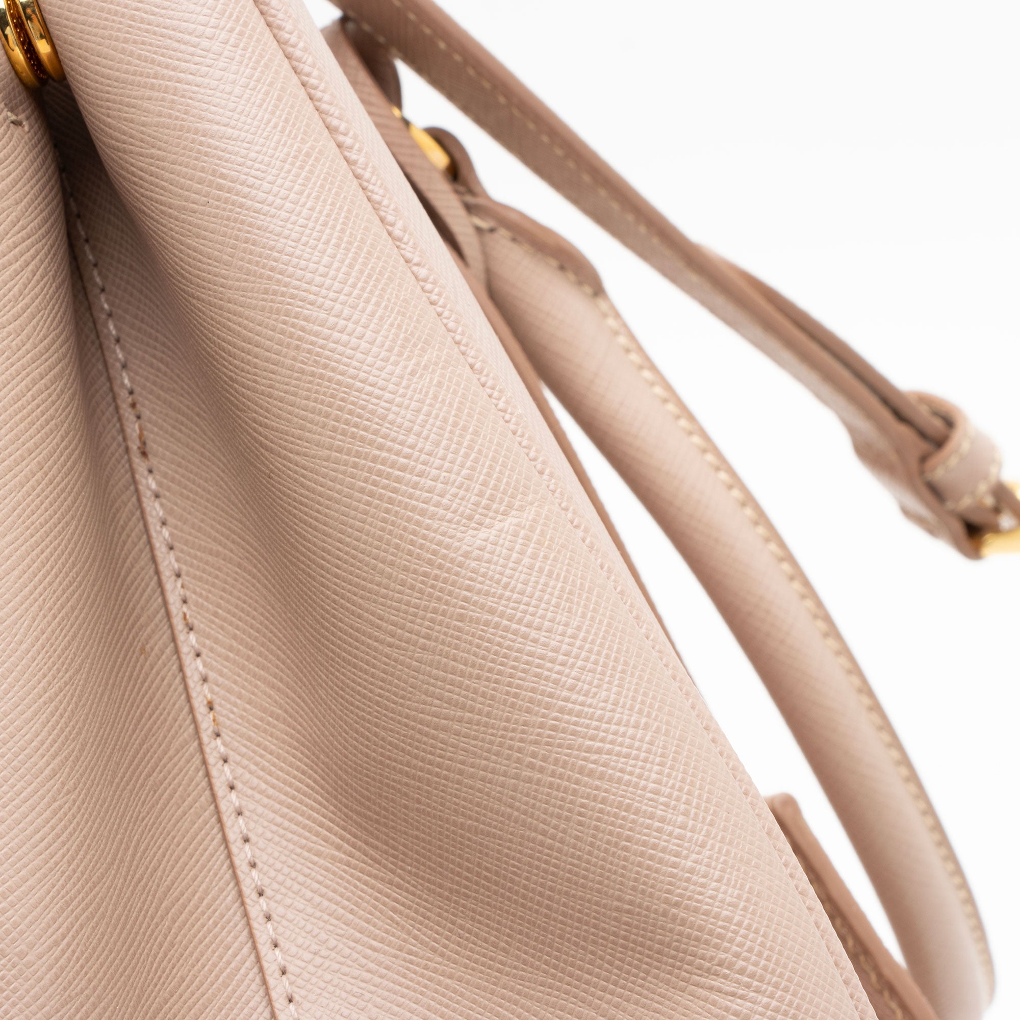 Prada Saffiano Galleria Medium Tote