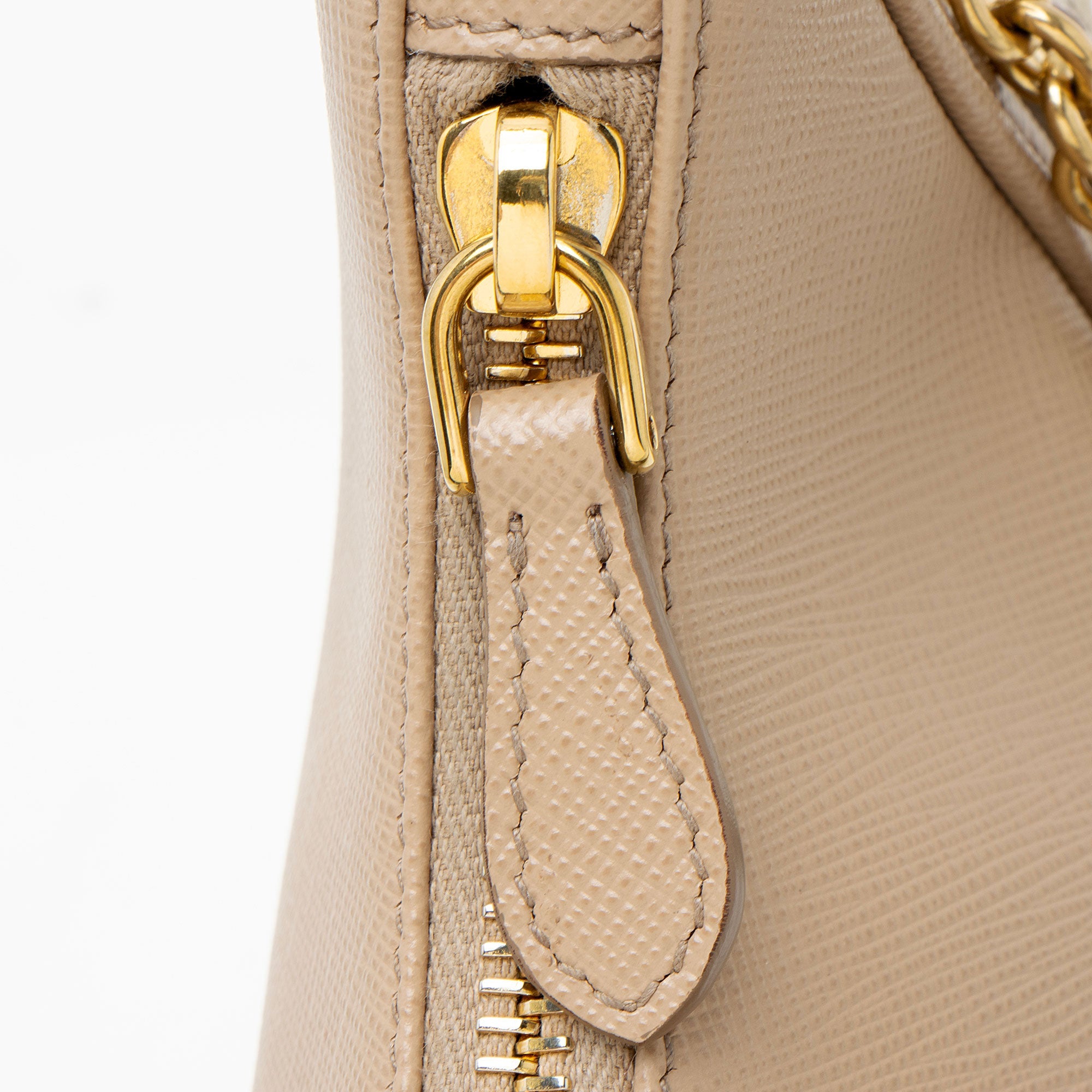 Prada Saffiano Re-Edition 2005 Crossbody