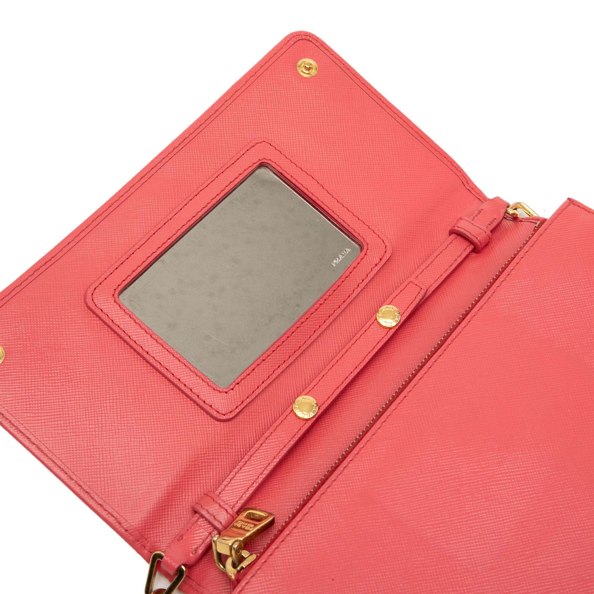 Prada Saffiano Lux Wallet On Chain