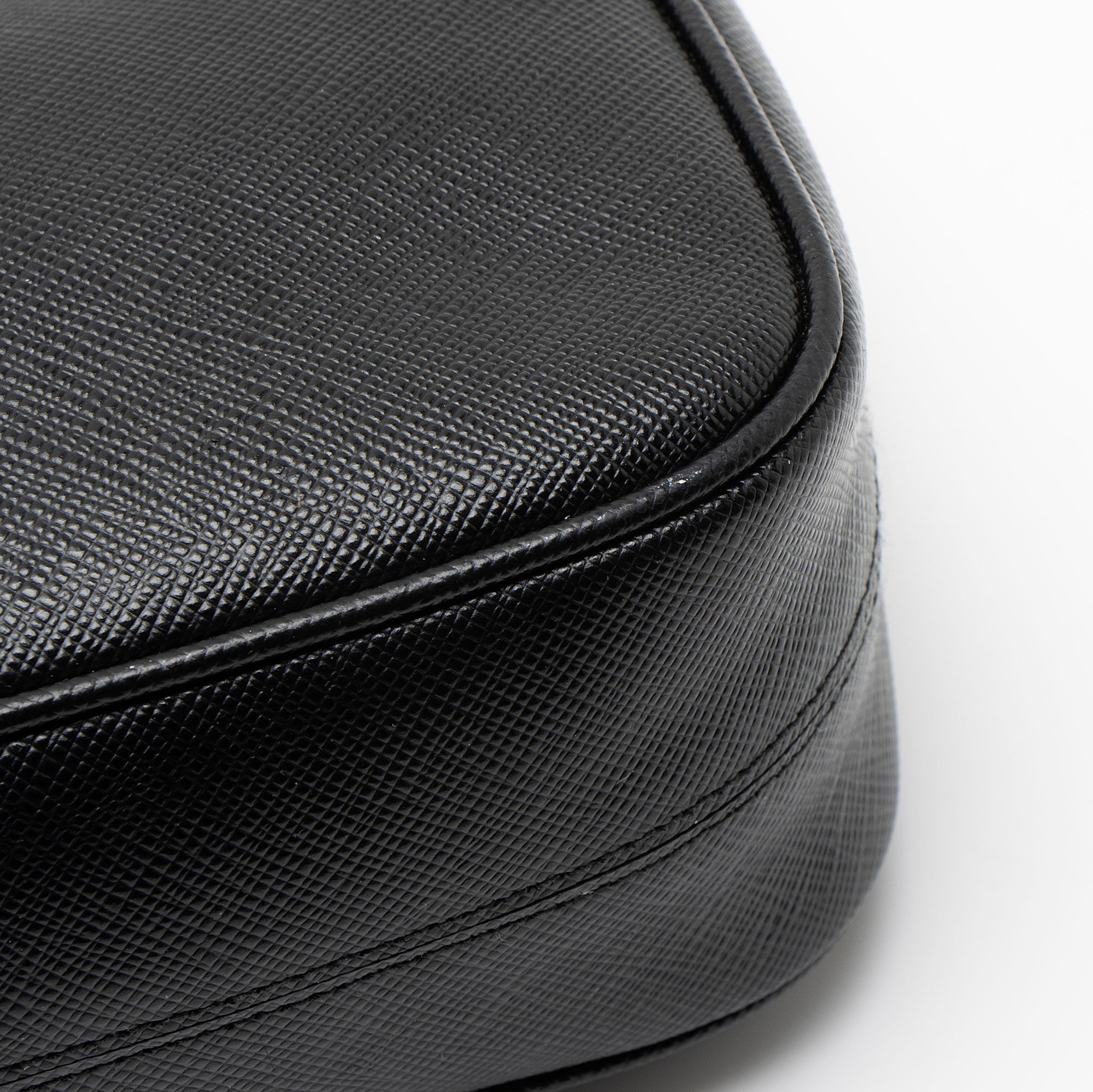 Prada Saffiano Re-Edition 2005 Crossbody