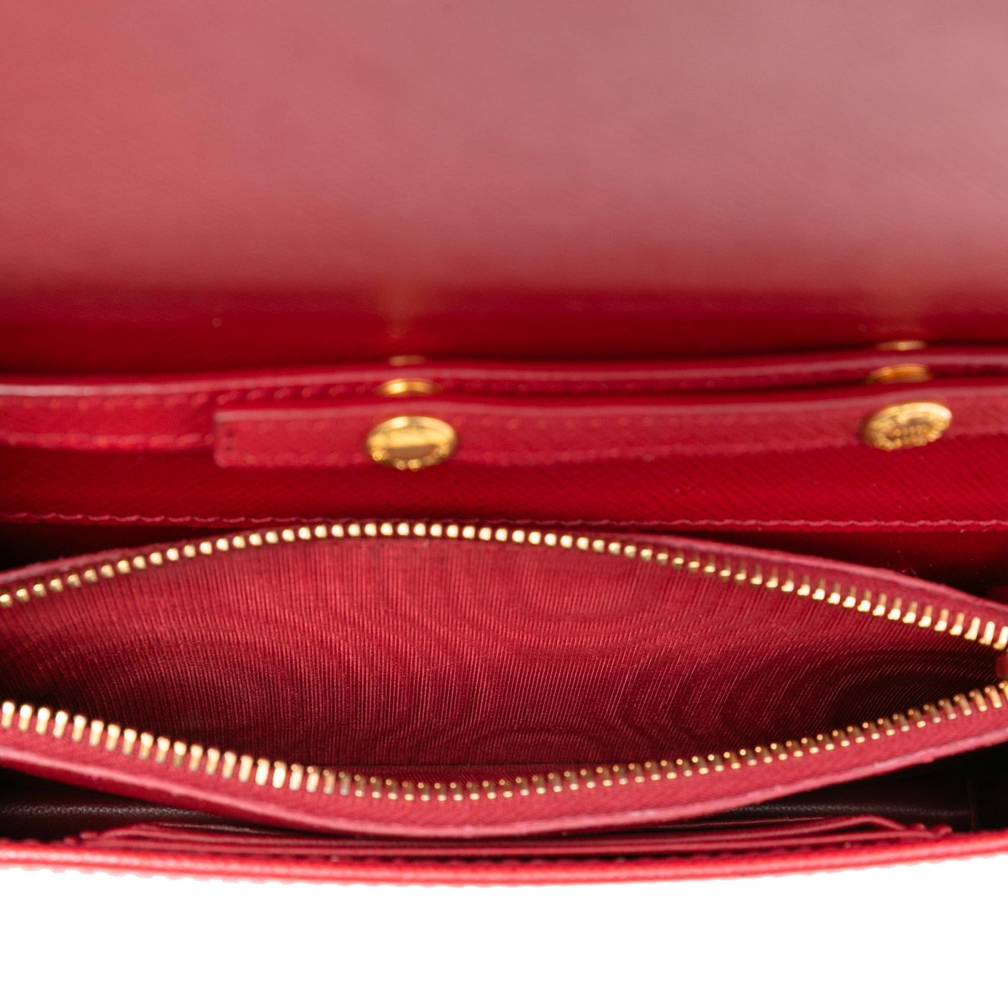 Prada Saffiano Wallet On Chain