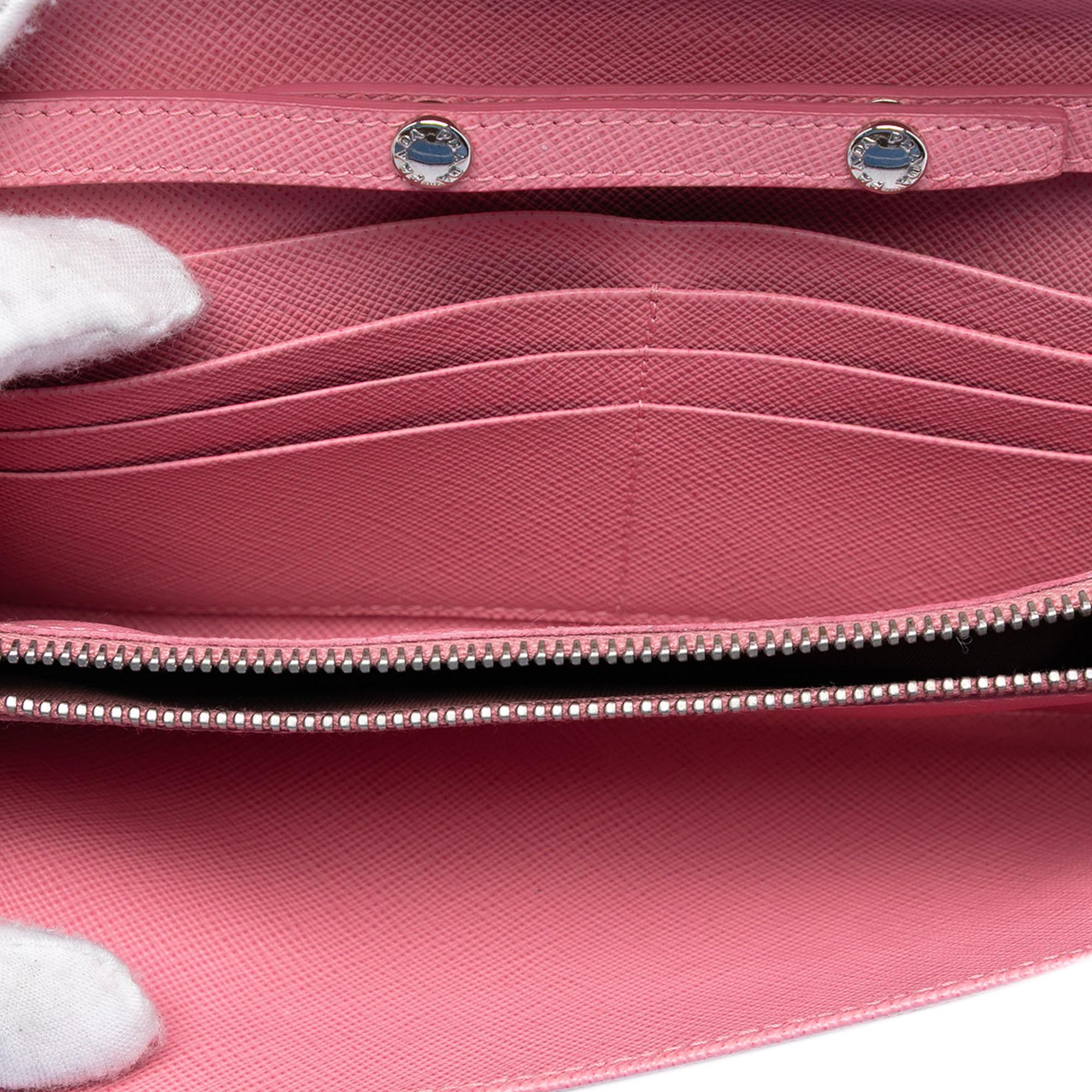 Prada Saffiano Wallet On Chain