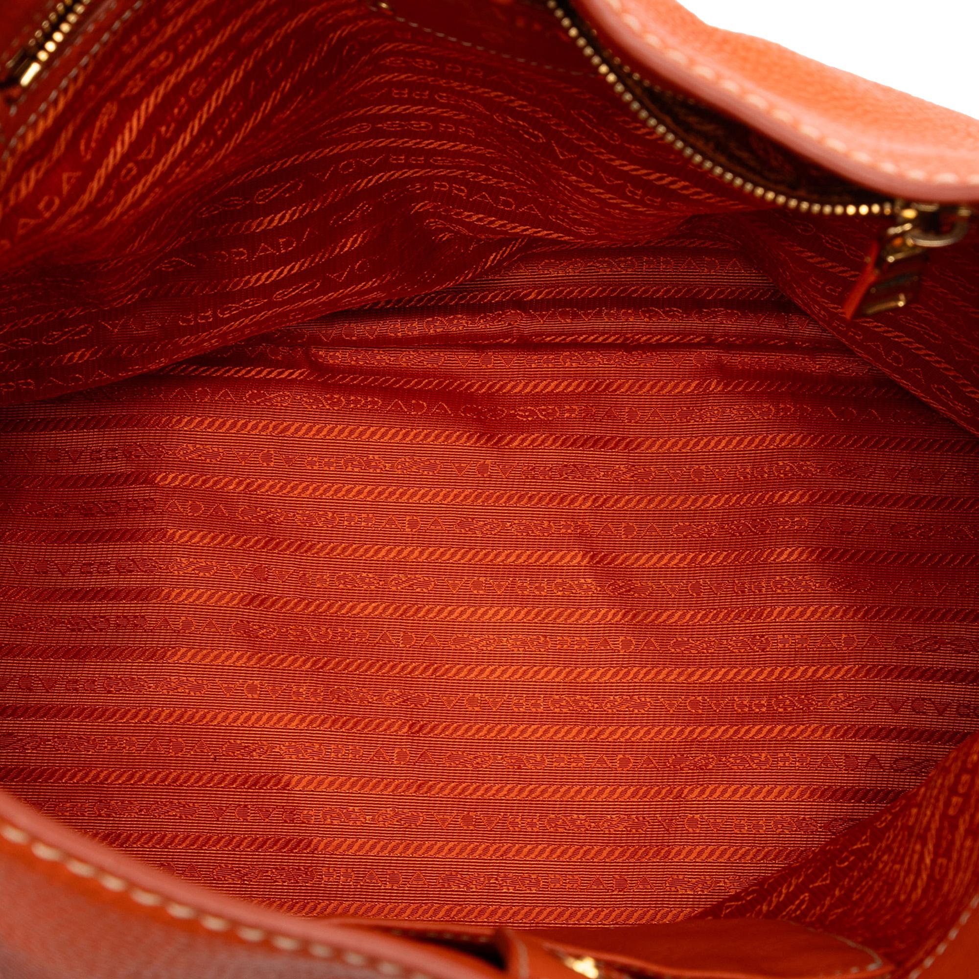 Prada Vitello Daino Hobo