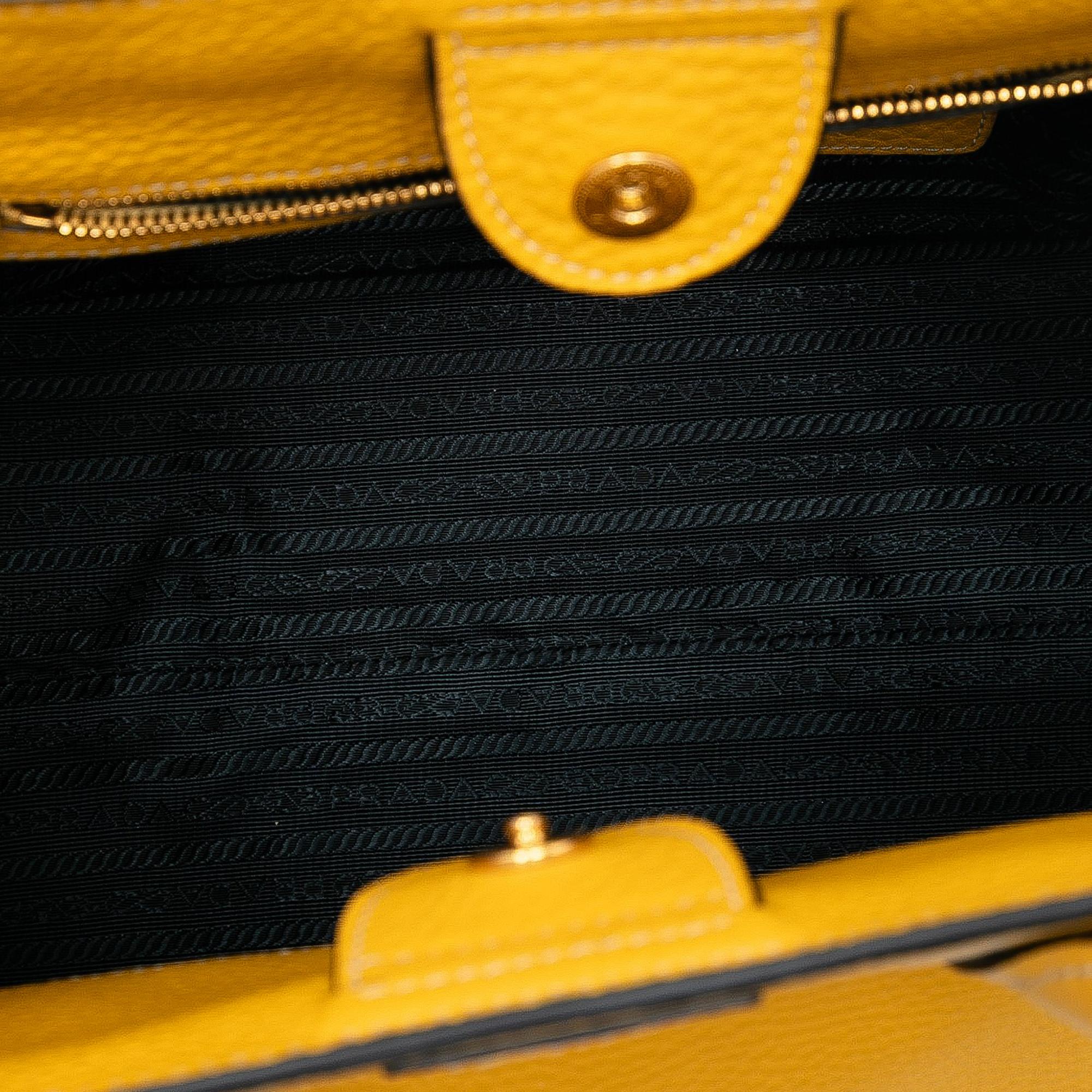 Prada Vitello Daino Open Convertible Tote