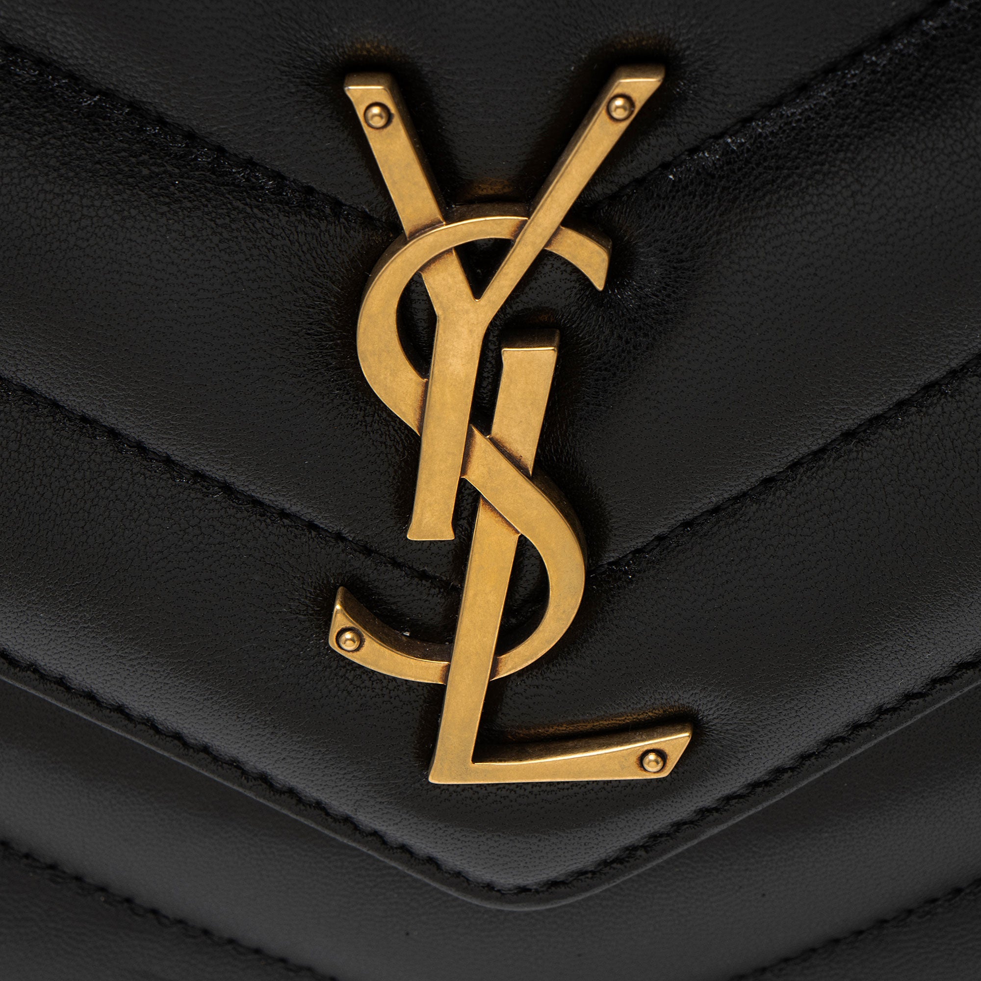 Saint Laurent Matelasse Lambskin Monogram LouLou Large NM Shoulder Bag