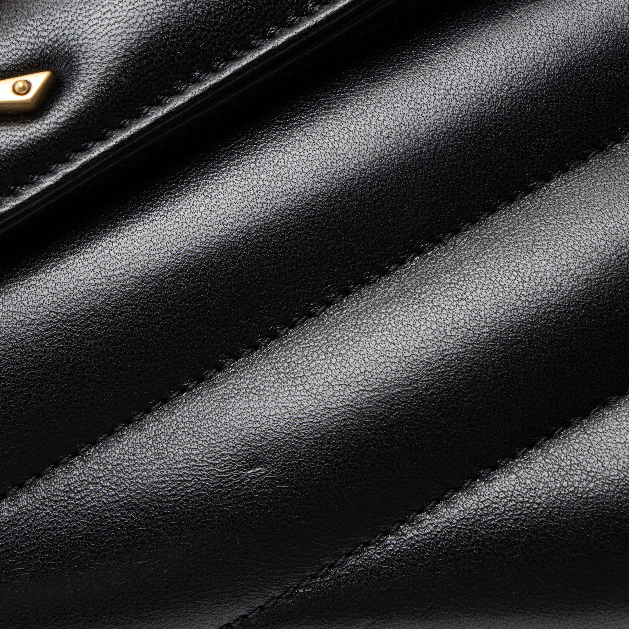 Saint Laurent Matelasse Lambskin Monogram LouLou Large NM Shoulder Bag