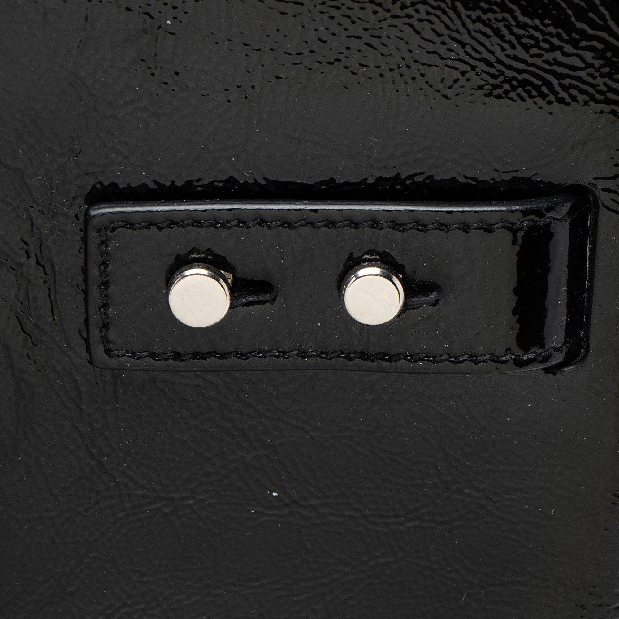 Saint Laurent Textured Patent Leather Sac De Jour Medium Tote
